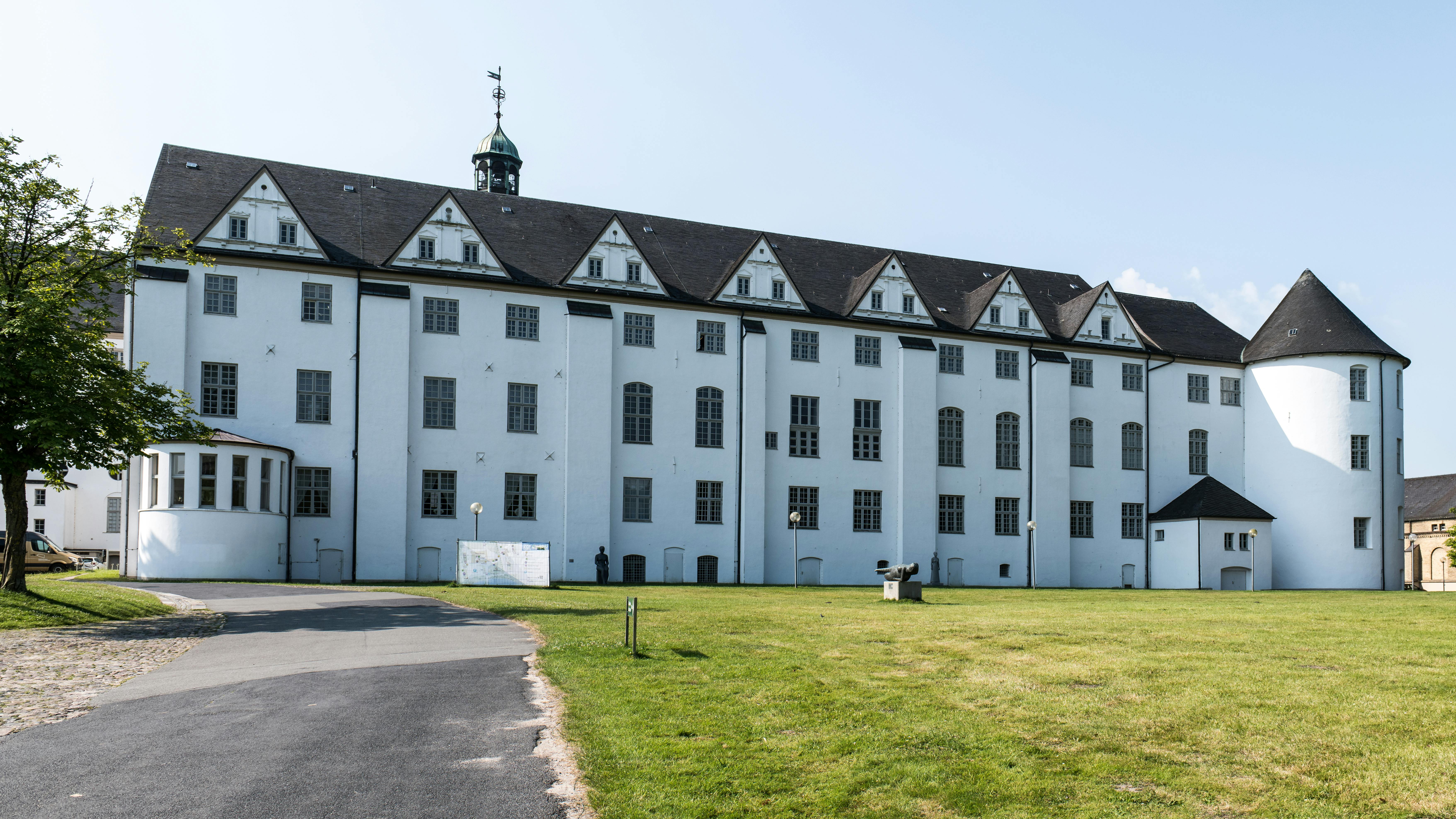 Landmarks in Underberg