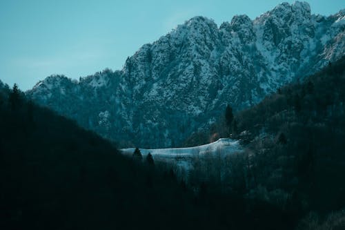 Fotobanka s bezplatnými fotkami na tému chladný, hora, krajina