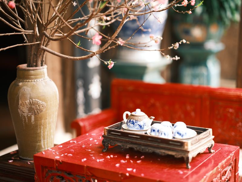 Porcelain tea sets
