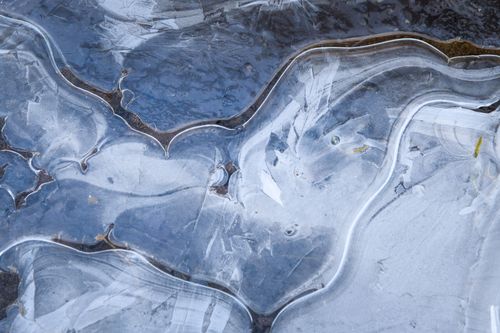 Free Detailed close-up of ice formations showcasing abstract patterns in Craigavon, Northern Ireland. Stock Photo