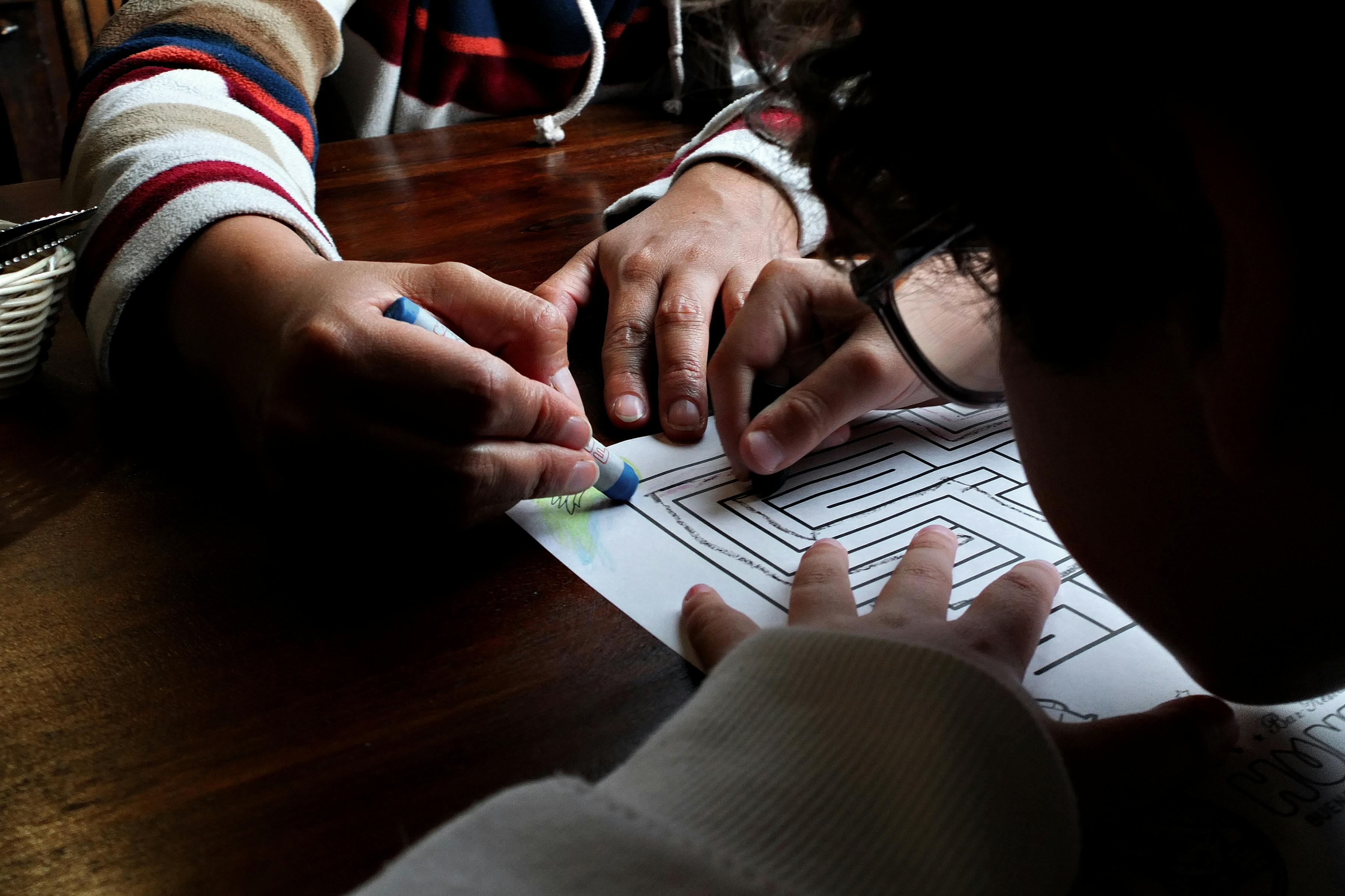 Hand-Drawn Game Guides makes its second attempt with a licensed Mega Man guide — Photo by DΛVΞ GΛRCIΛ on Pexels