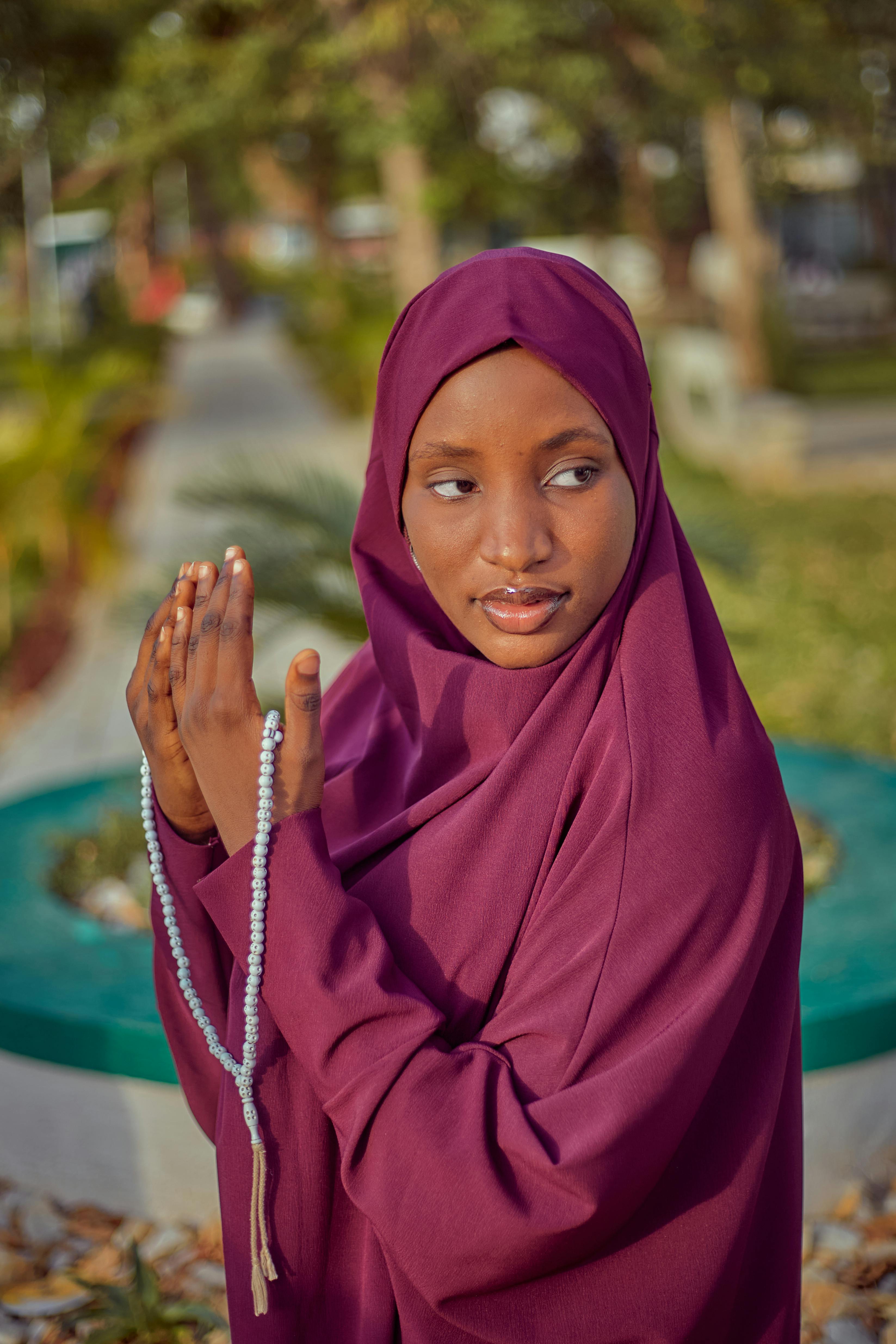 Kostenlos Kostenloses Stock Foto zu anmutige haltung, außeneinstellung, bescheidenheit Stock-Foto
