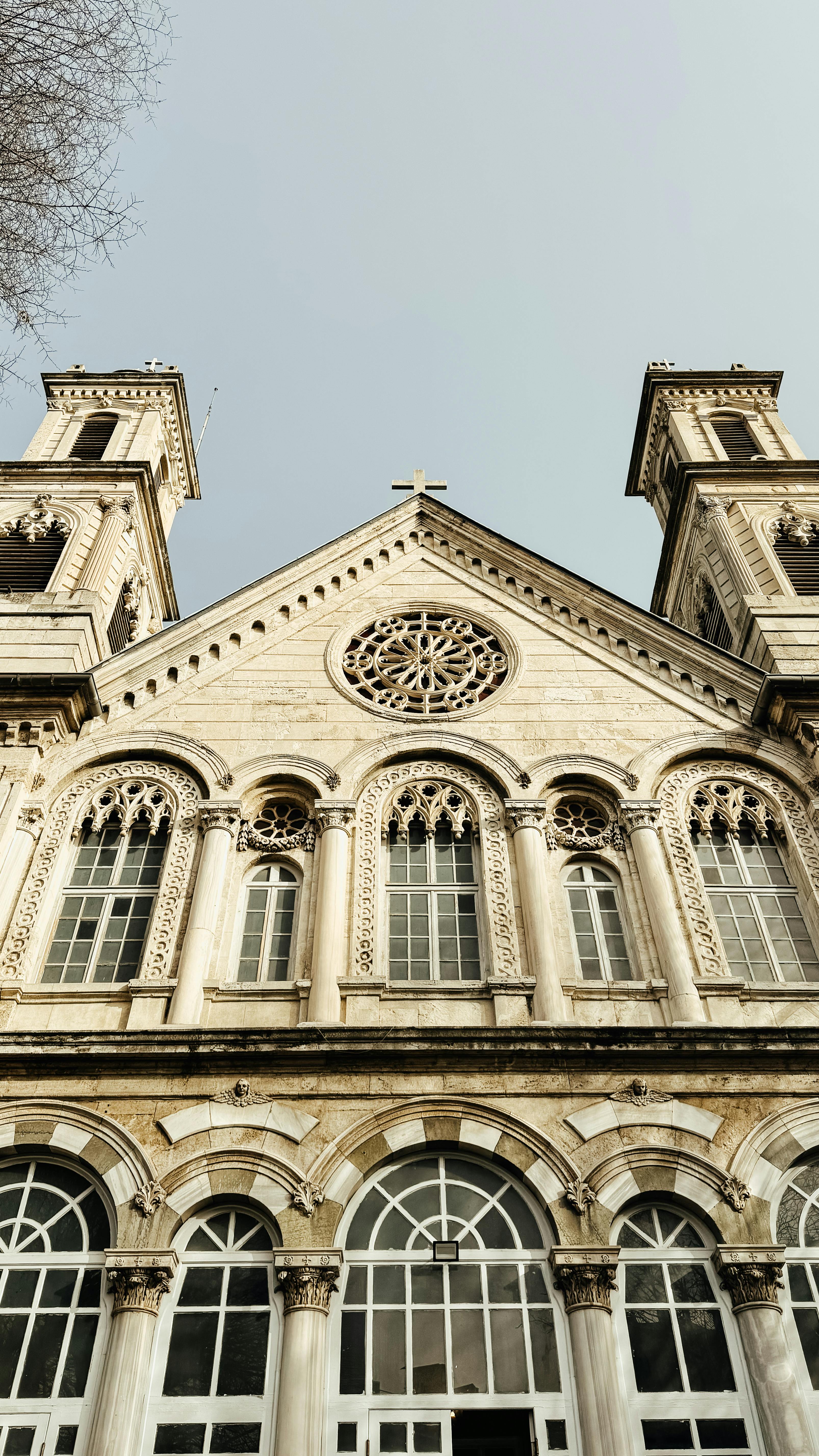 Δωρεάν Κοντινό πλάνο της ιστορικής πρόσοψης της εκκλησίας του Αγίου Πέτρου Χαν στην Κωνσταντινούπολη, Τουρκία. Φωτογραφία από στοκ φωτογραφιών