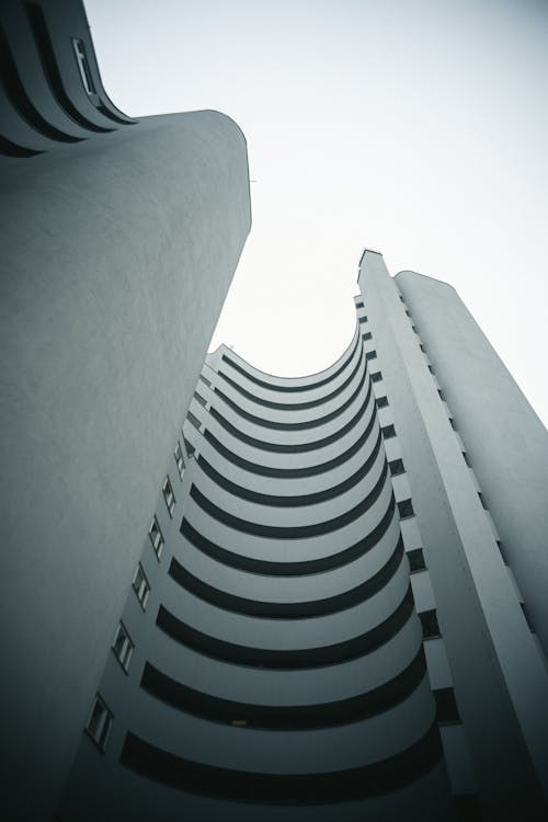 Prise De Vue En Contre Plongée Du Bâtiment