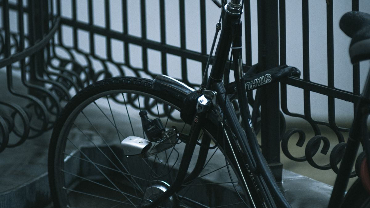 Les meilleurs équipements de sécurité pour vélos électriques en 2026 - illustration