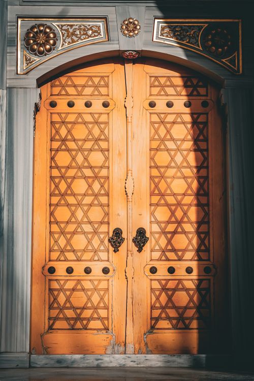 Ornate Wooden Mosque Door in Adana, Türkiye · Free Stock Photo