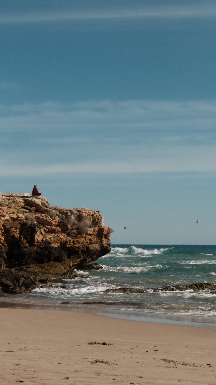 The Power of a Mental Vacation: How to Escape Stress without Leaving Your Desk