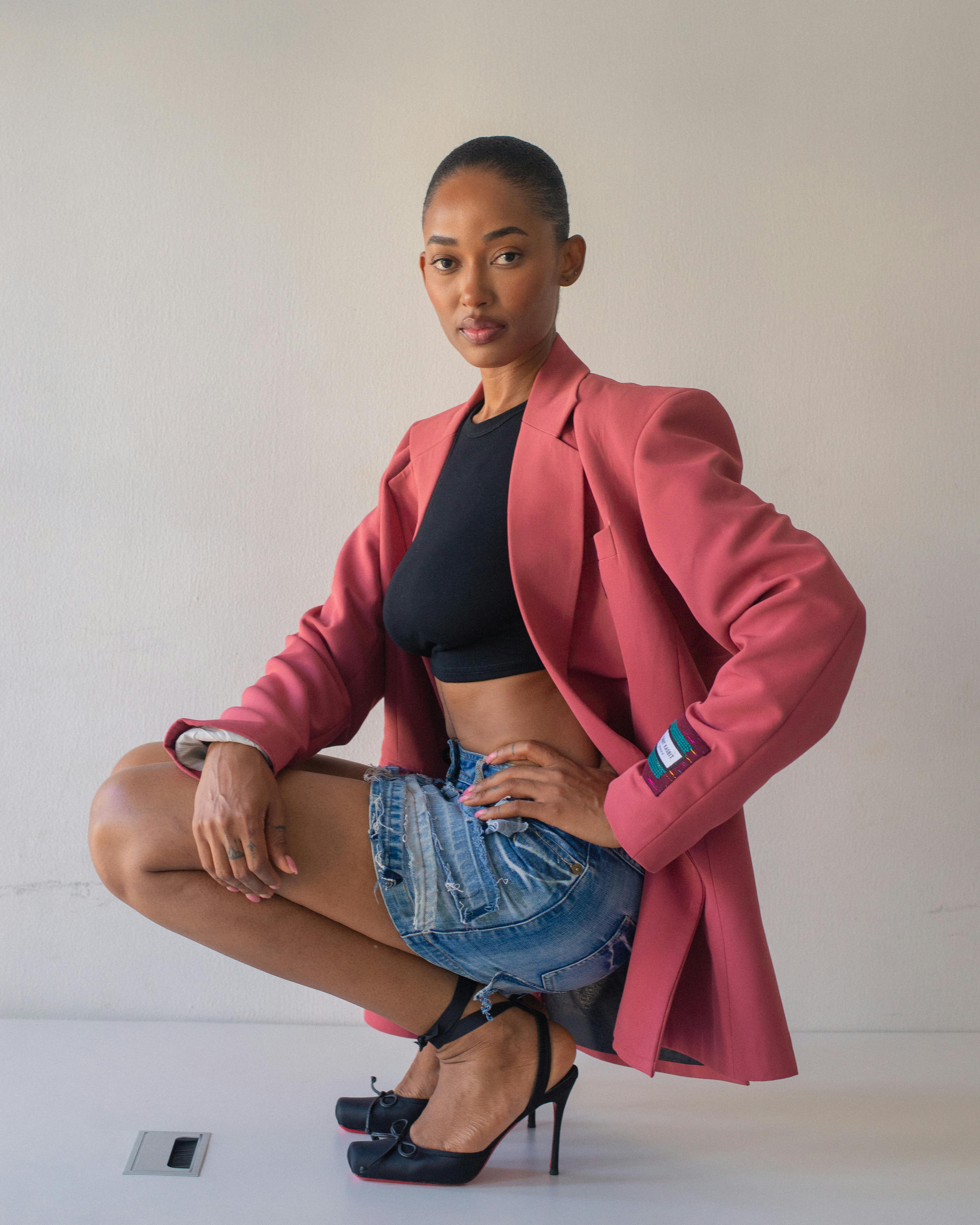 Zadarmo Fotobanka s bezplatnými fotkami na tému # indoor, africké krásy, africký model Fotka z fotobanky