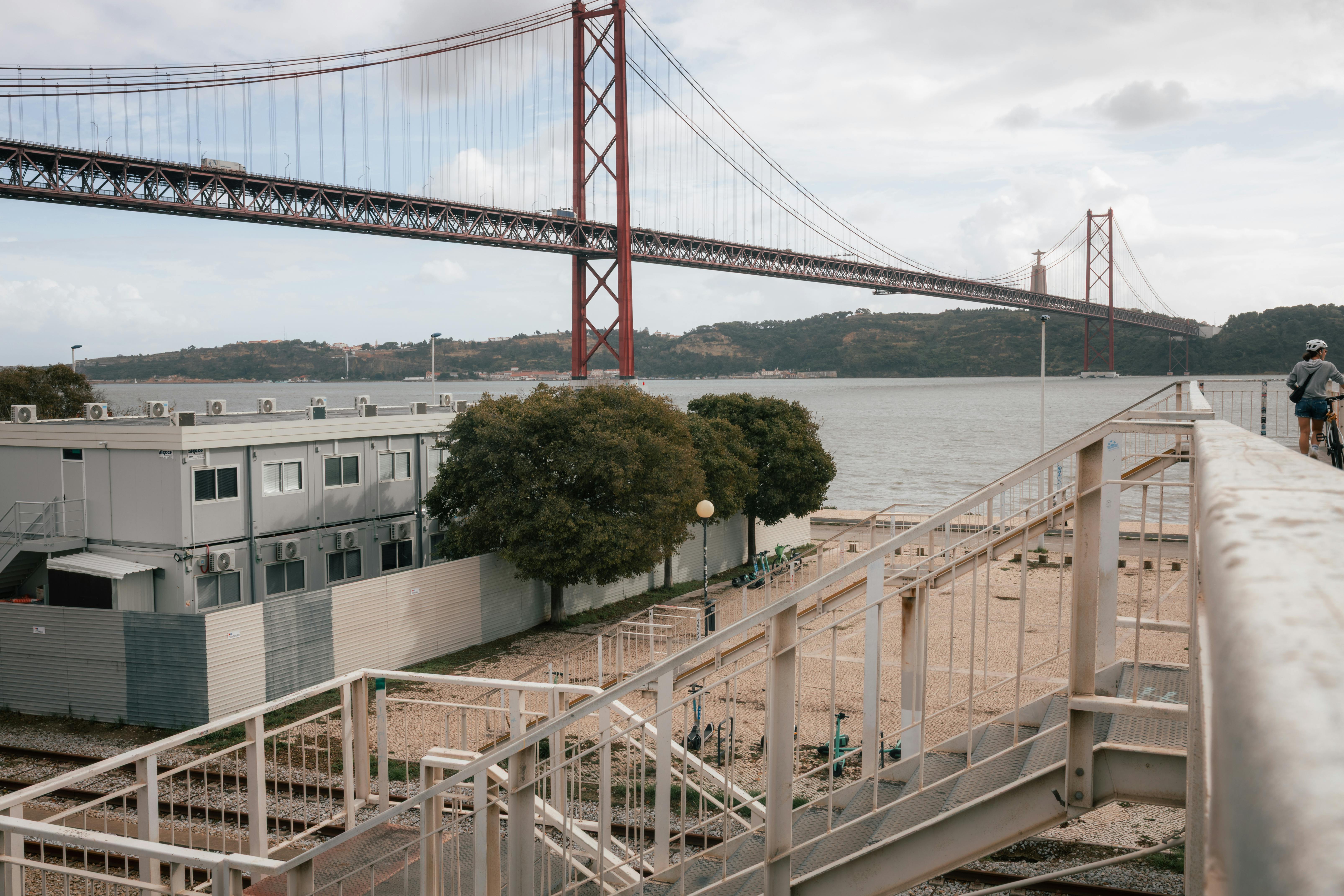 Nigerian students head to Zimbabwe for African Spelling B...