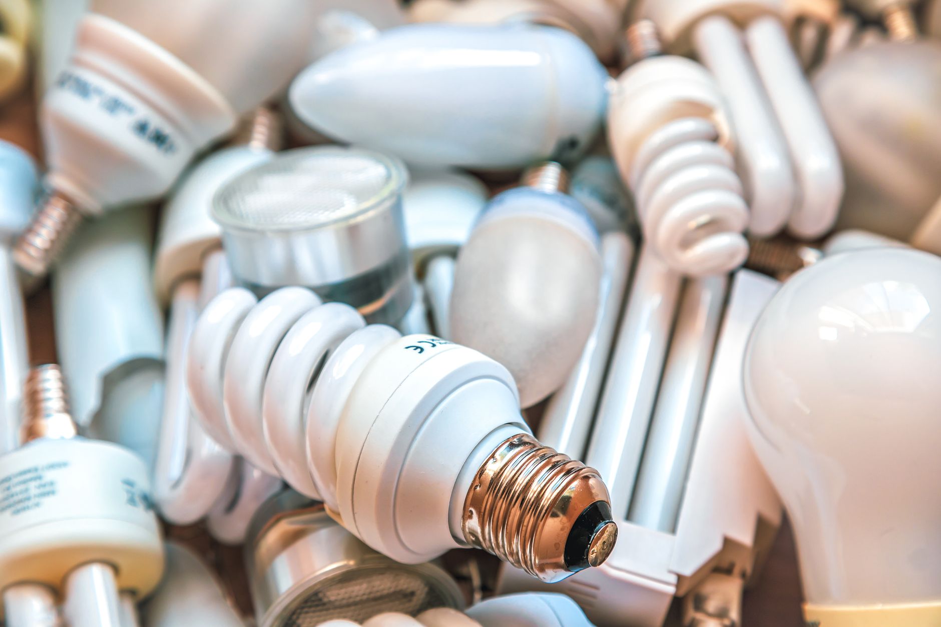 The Silent Drain on Your SME's Profit: How Fragmented IT & Data Lead to Invisible Losses