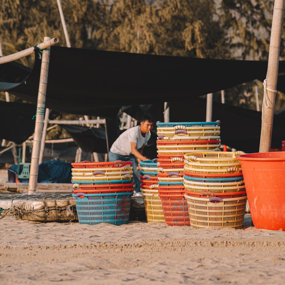 Lowca — belongings being loaded for transport to storage