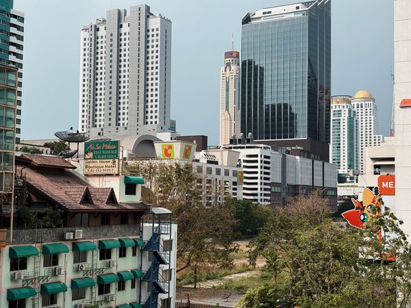Holiday Inn Express Bangkok Sukhumvit 11 - Basic