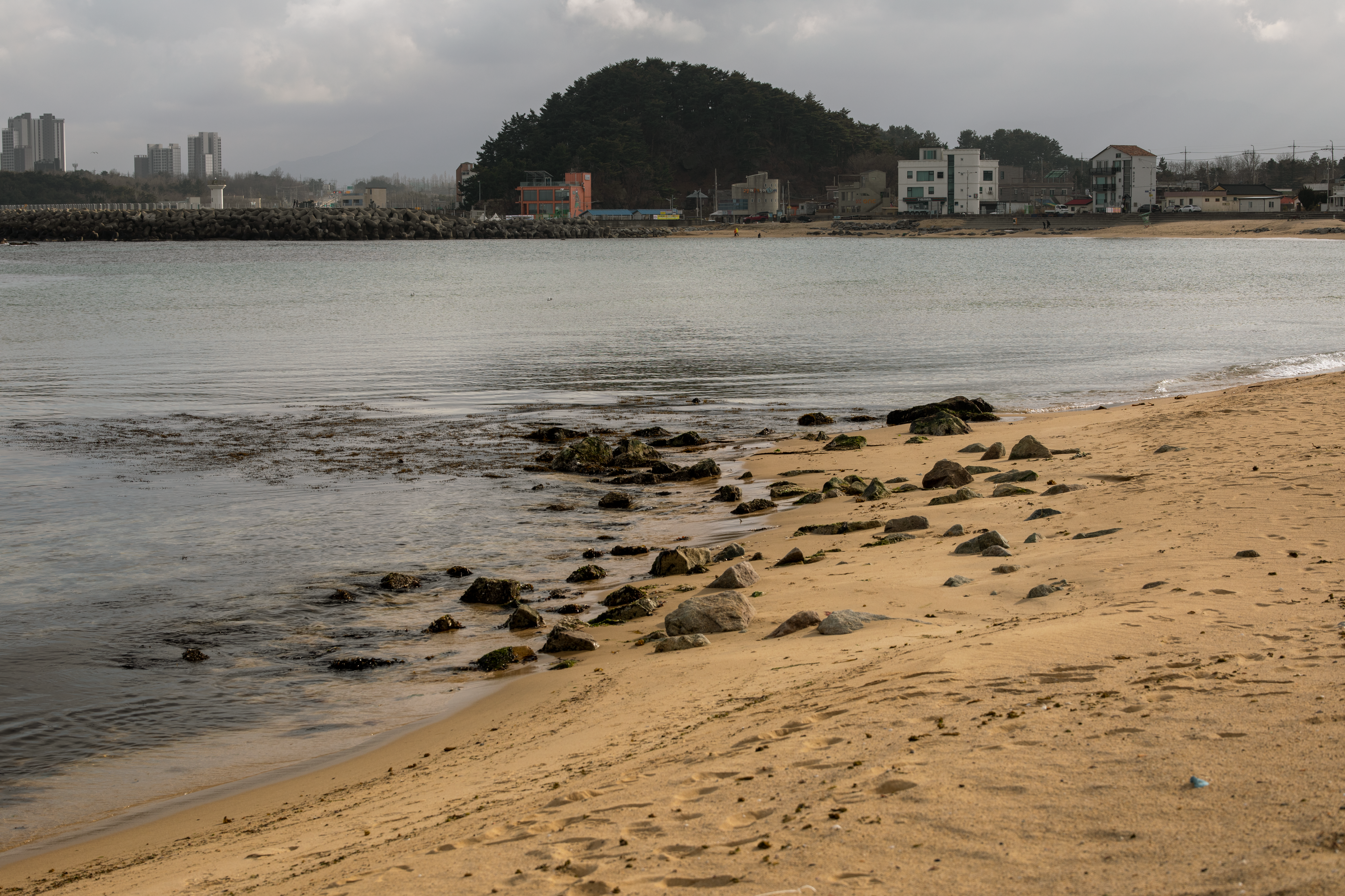 Henshaw Town Waterfront Beach view 2
