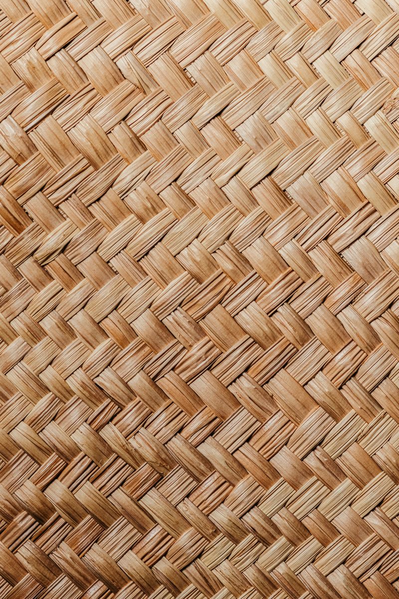 Voivoi mat & basket weaving