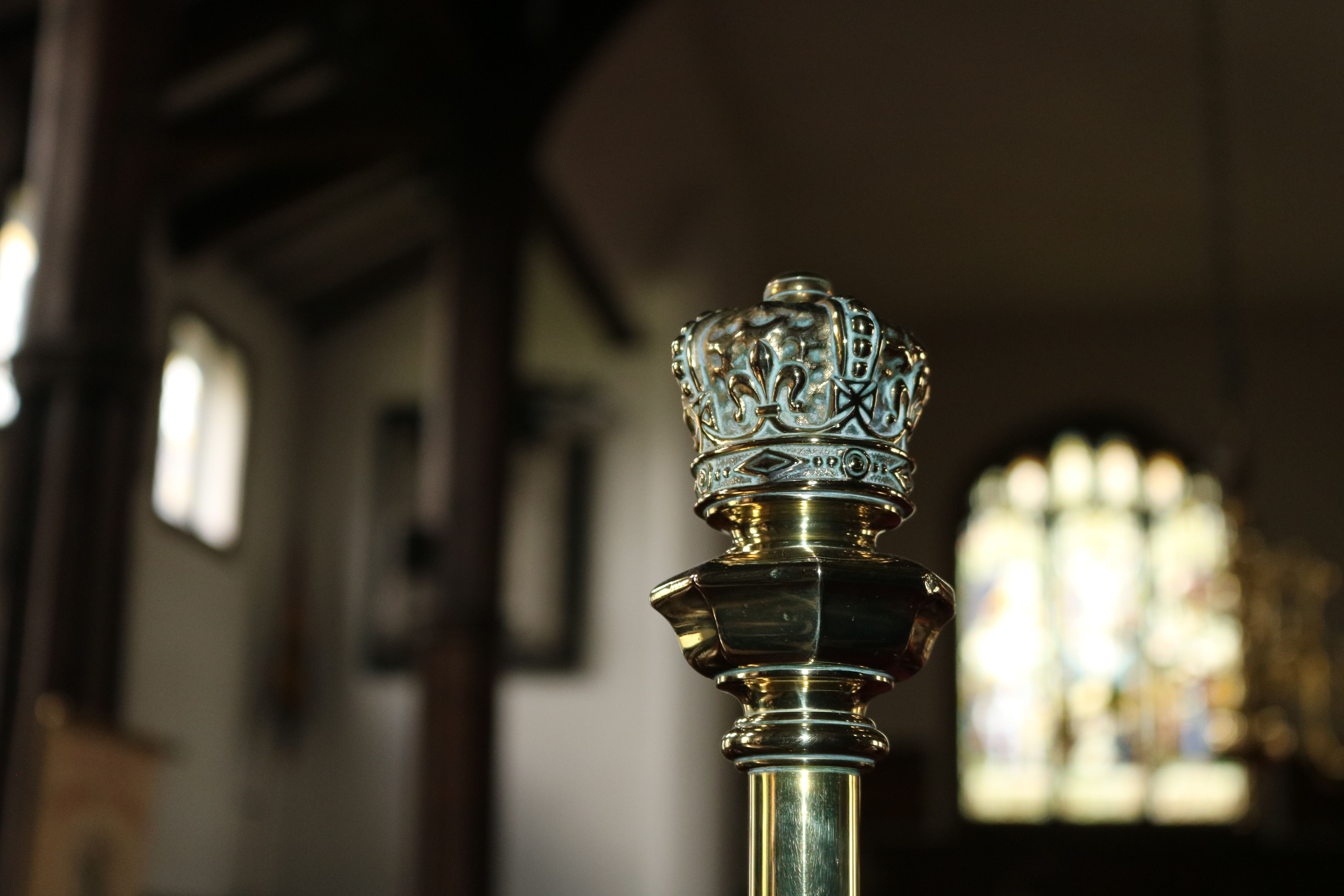 Elegant Crown Detail in Historic English Church · Free Stock Photo