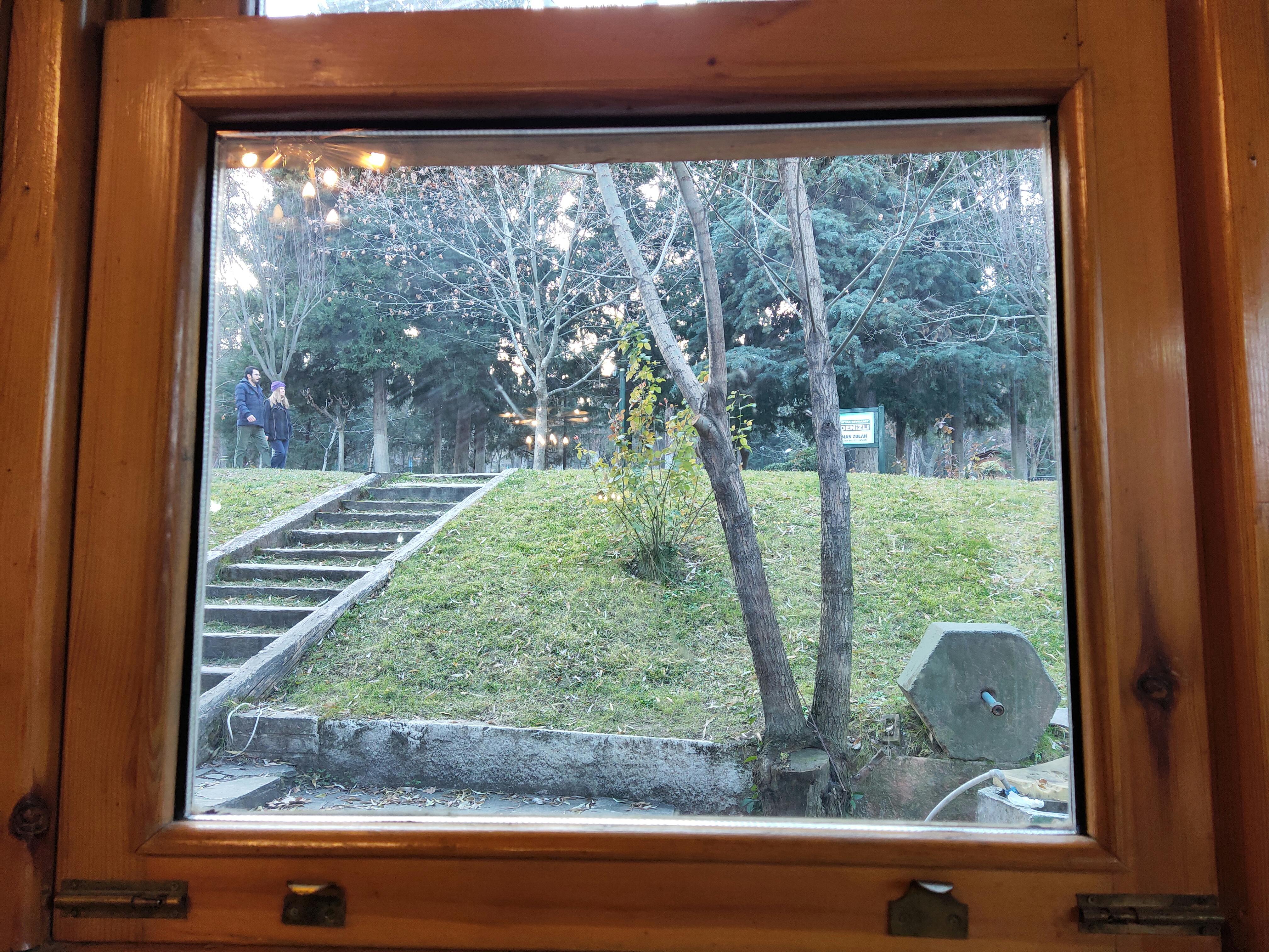 Evening Crystal Decor