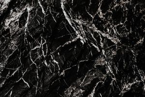 Onyx marble slab, photo by Andrea Prochilo on Pexels
