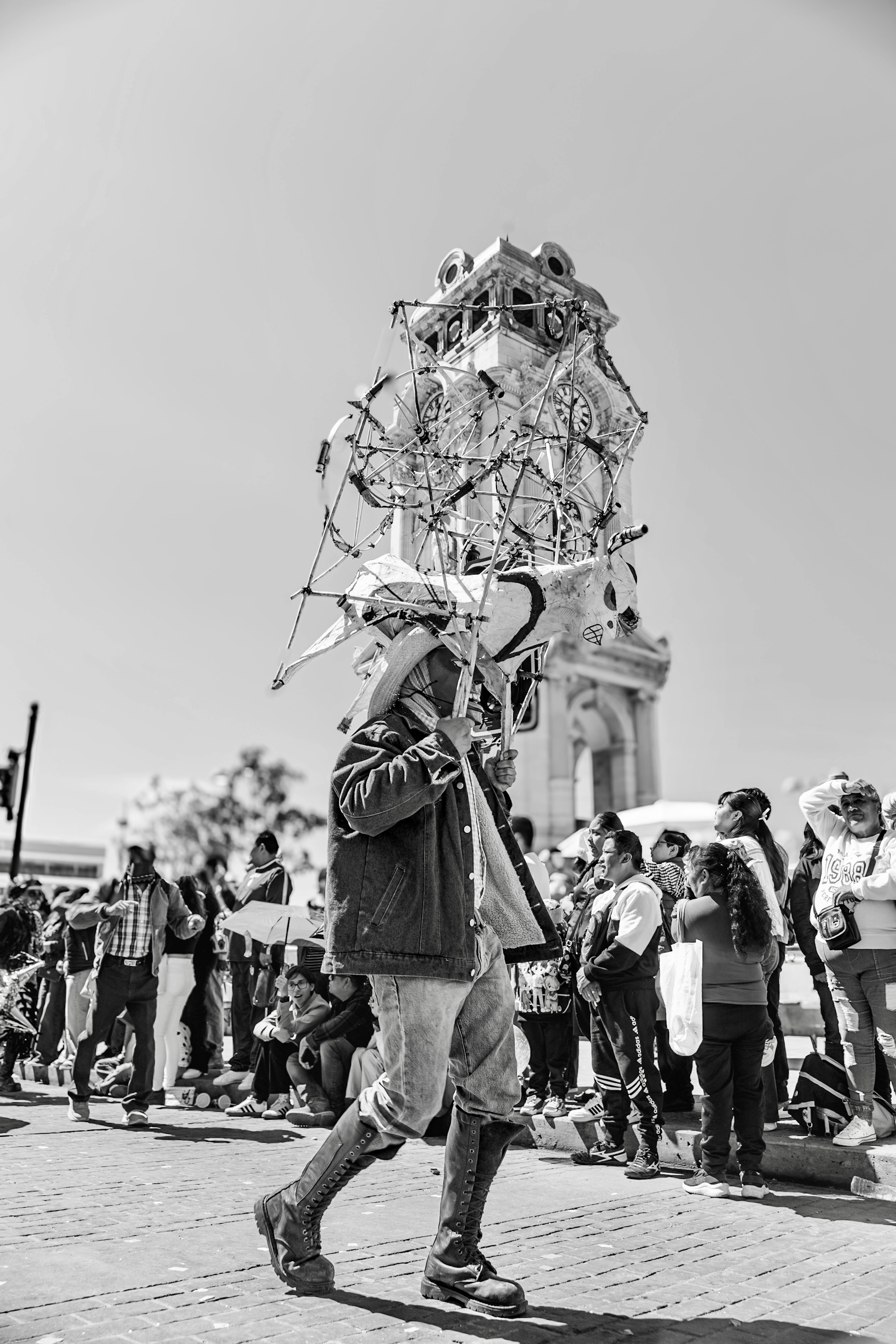 Gratis Immagine gratuita di abbigliamento tradizionale, arti dello spettacolo, bianco e nero Foto a disposizione