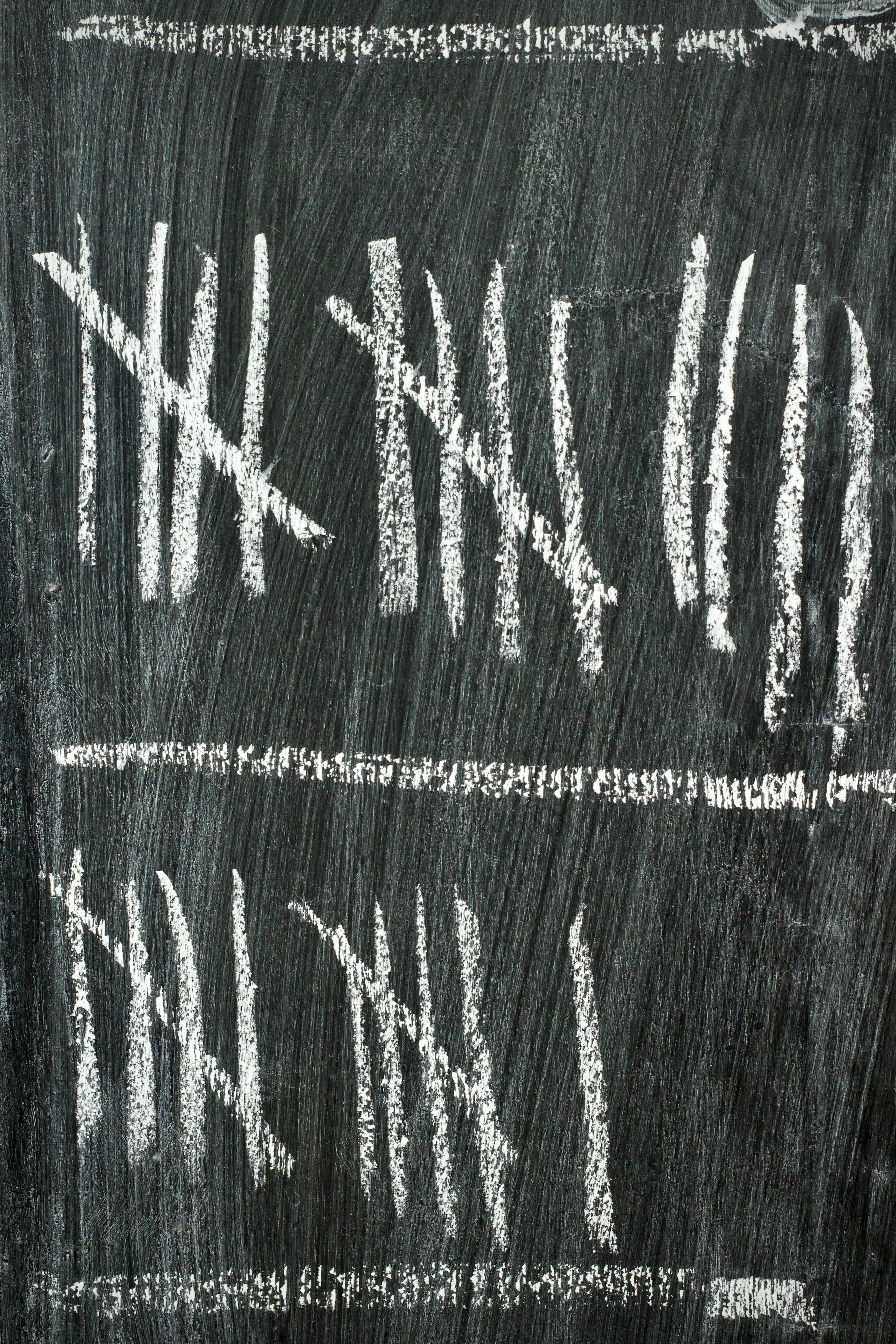 Δωρεάν Πίνακας με σημάδια καταμέτρησης που συμβολίζουν την καταμέτρηση ή την παρακολούθηση της προόδου. Φωτογραφία από στοκ φωτογραφιών