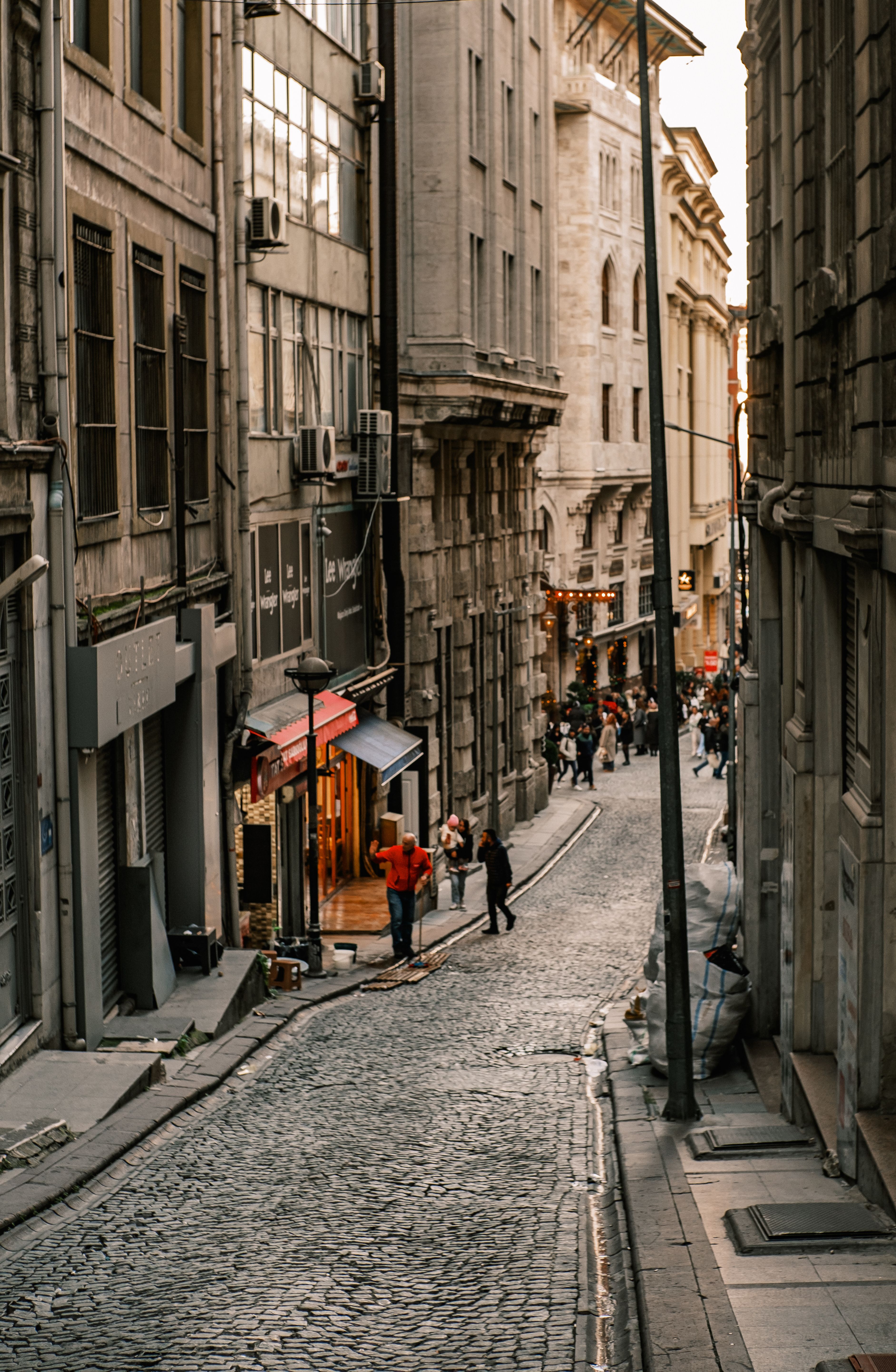 Charming Street View of Historic European City · Free Stock Photo