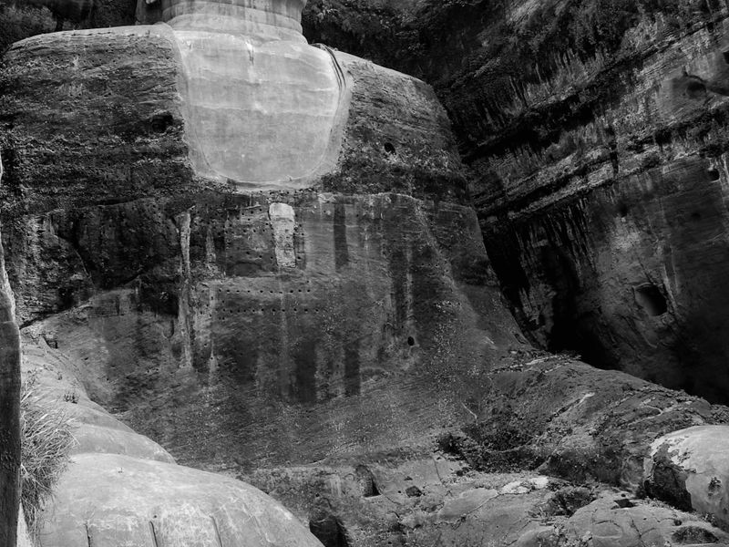 Leshan Dev Buda