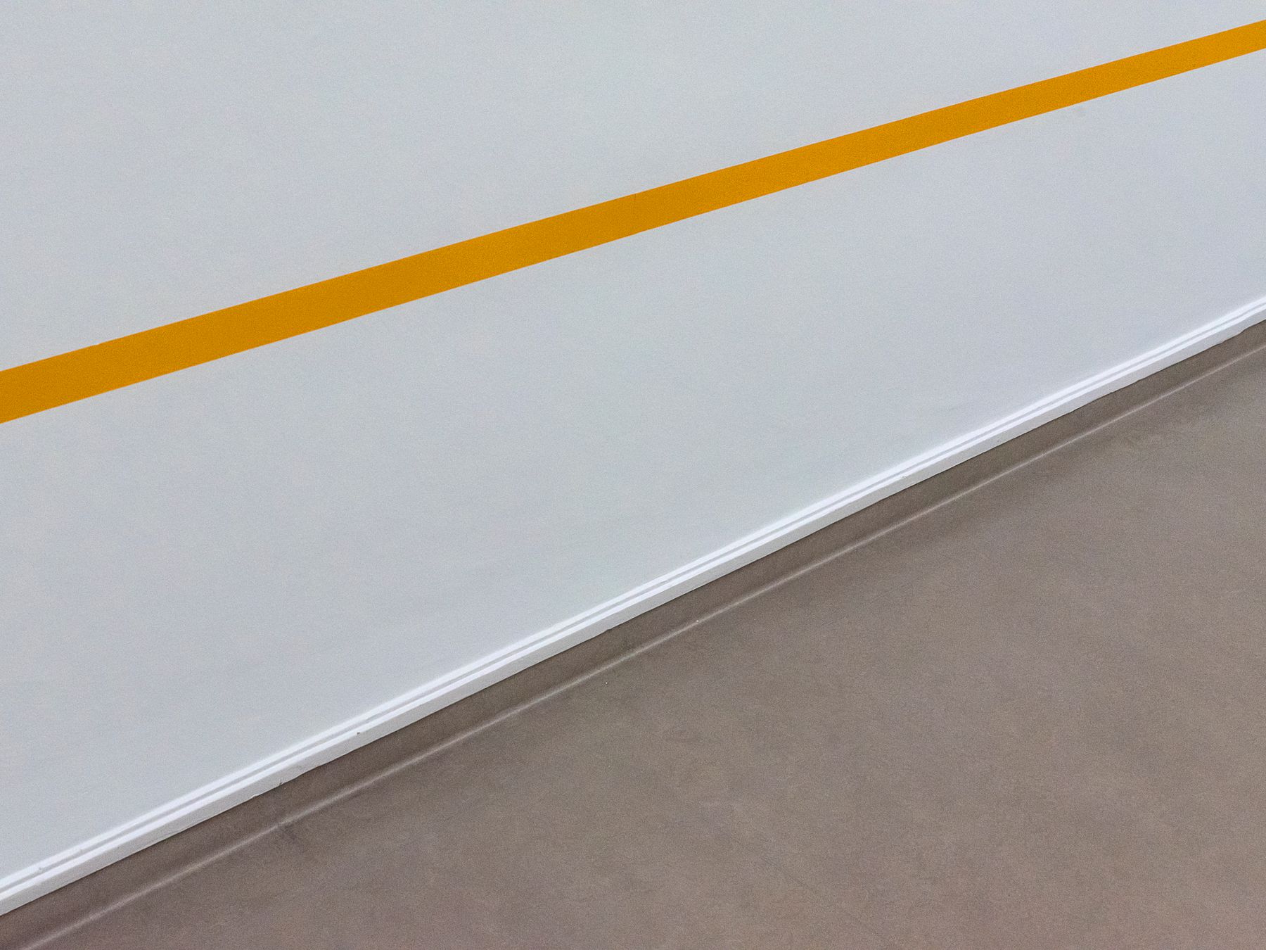Kitchen Spraying in Covent Garden — woodwork brushed to a crisp, smooth line