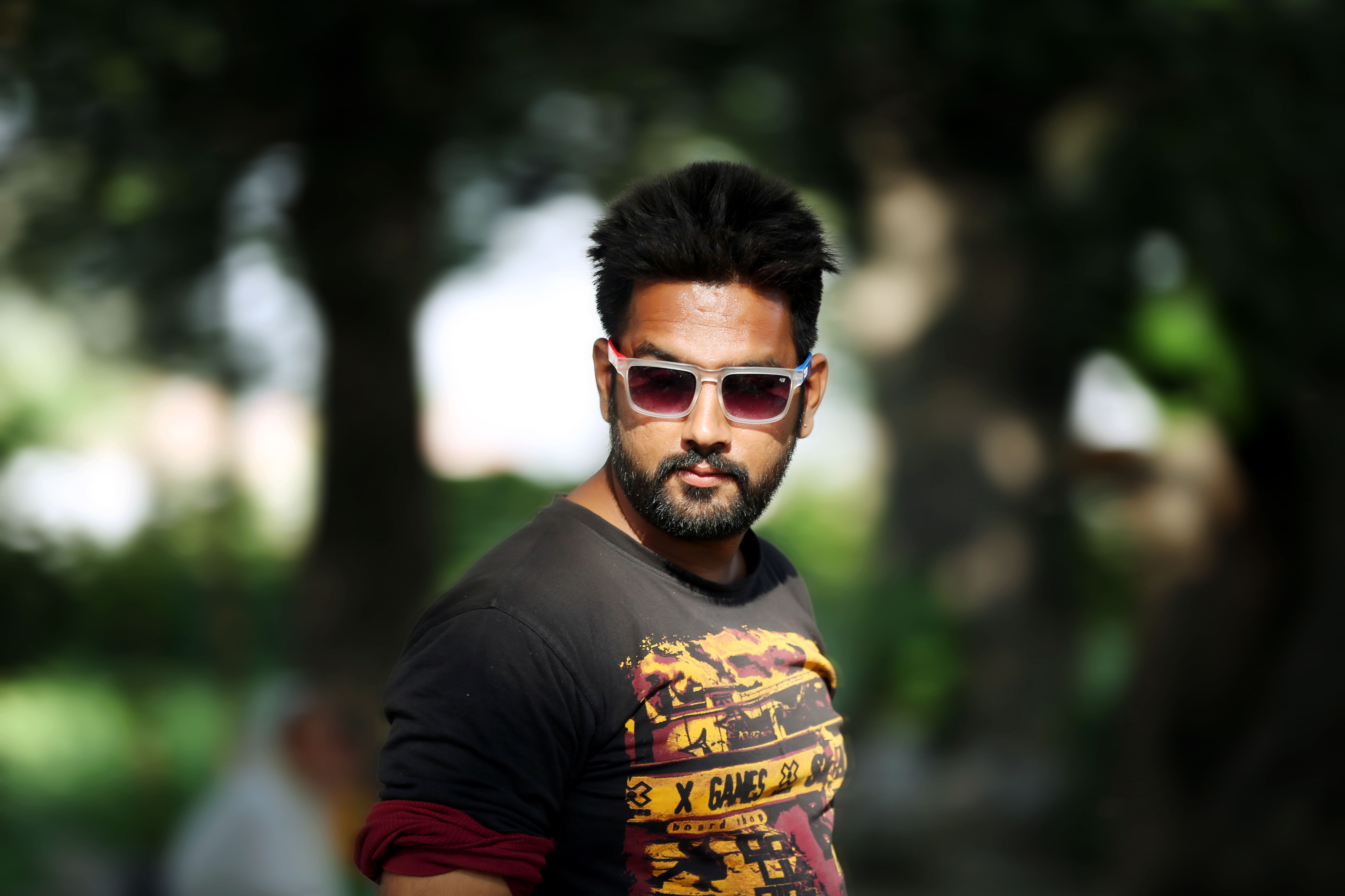hindi general entertainment channel — Photo by Bhullar Graphic on Pexels