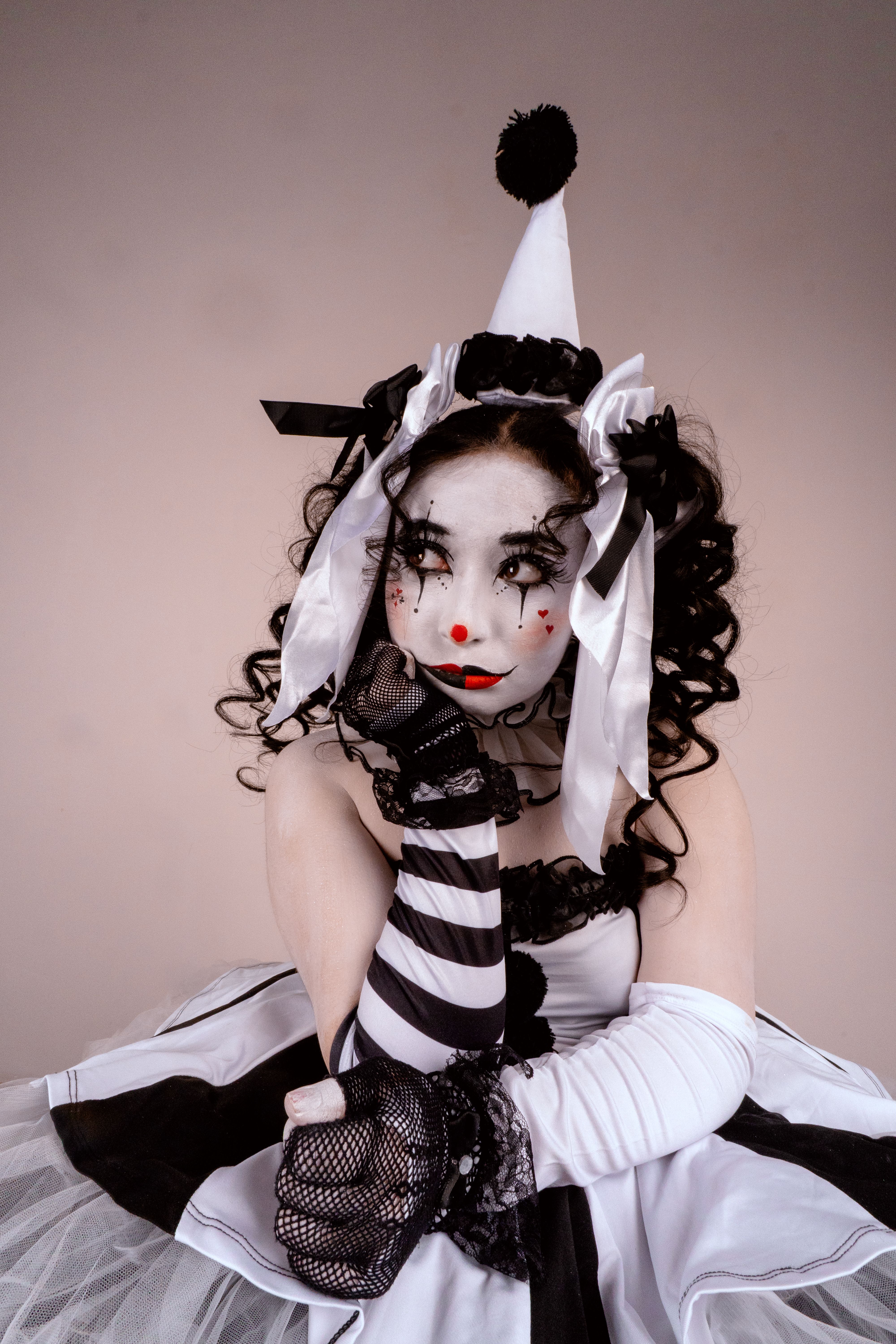 black and white clown dress Pierrot Clown Costume Set for Adults main image 0