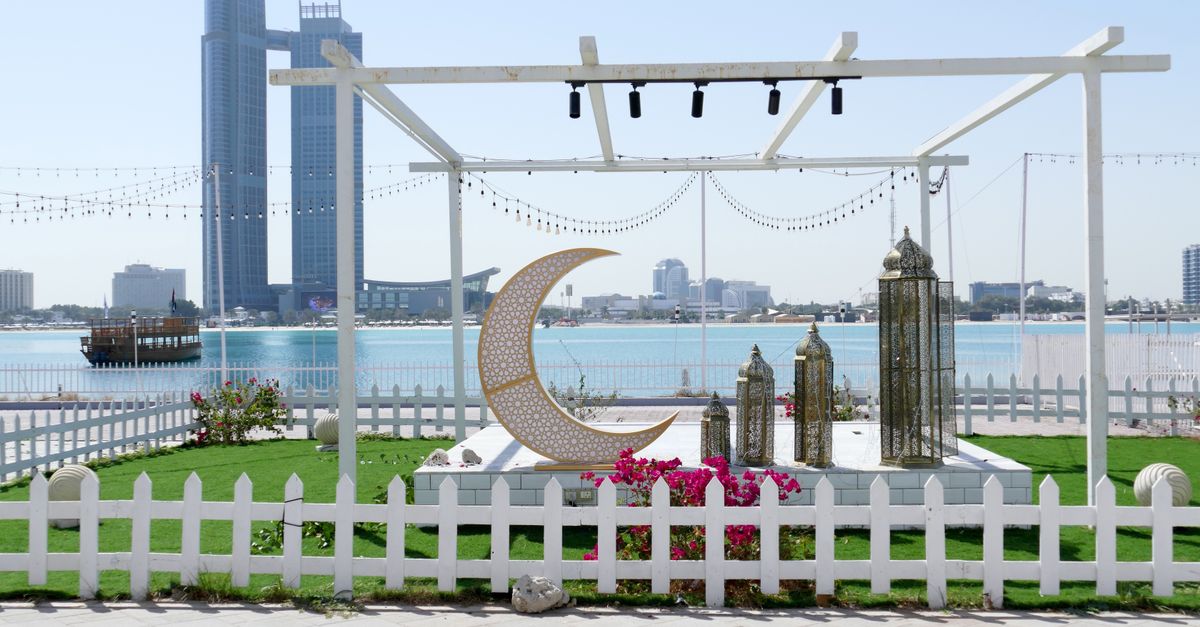Sheikh Mohammed bin Rashid Hosts Eid Al Adha Well-Wishers at Za’abeel Majlis