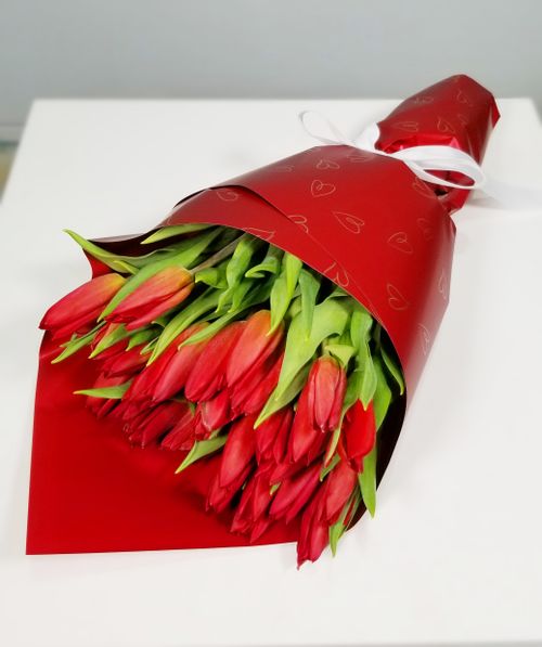 Free stock photo of aestheticfloraldesign, alstroemeriabouquet, anniversaryflowergift Stock Photo