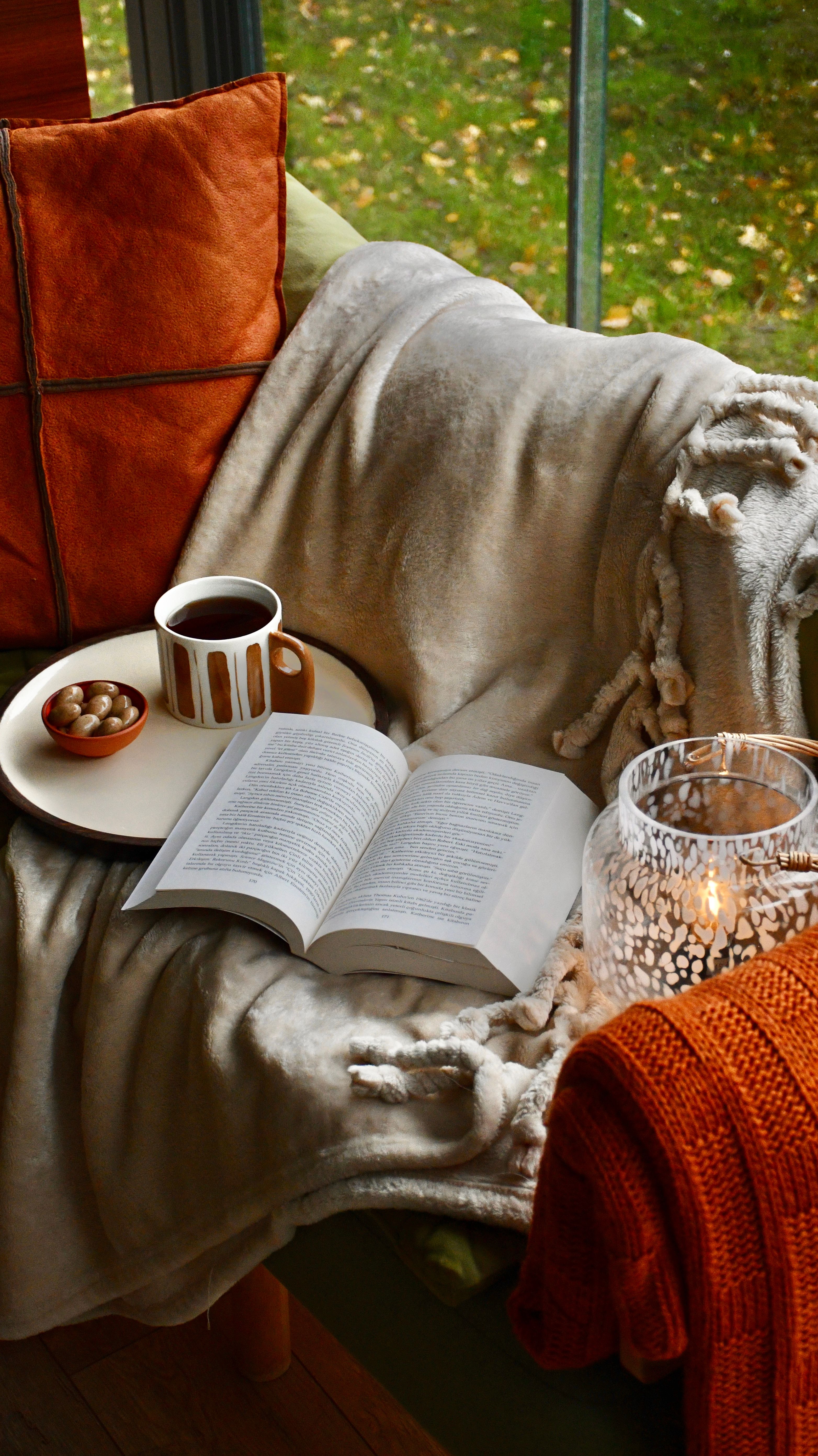 Comment intégrer le hygge dans votre routine bien-être en 2026 