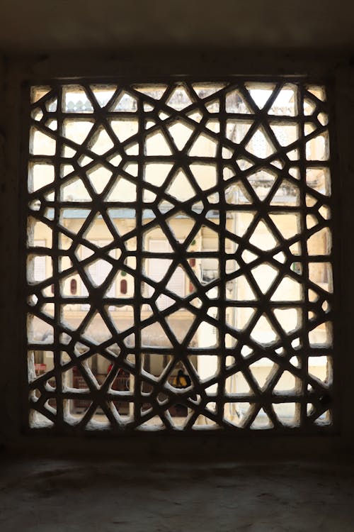 Window with Bars · Free Stock Photo