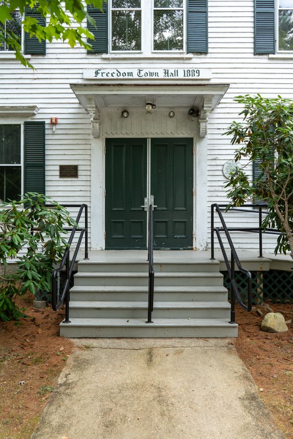 Milford NH real estate