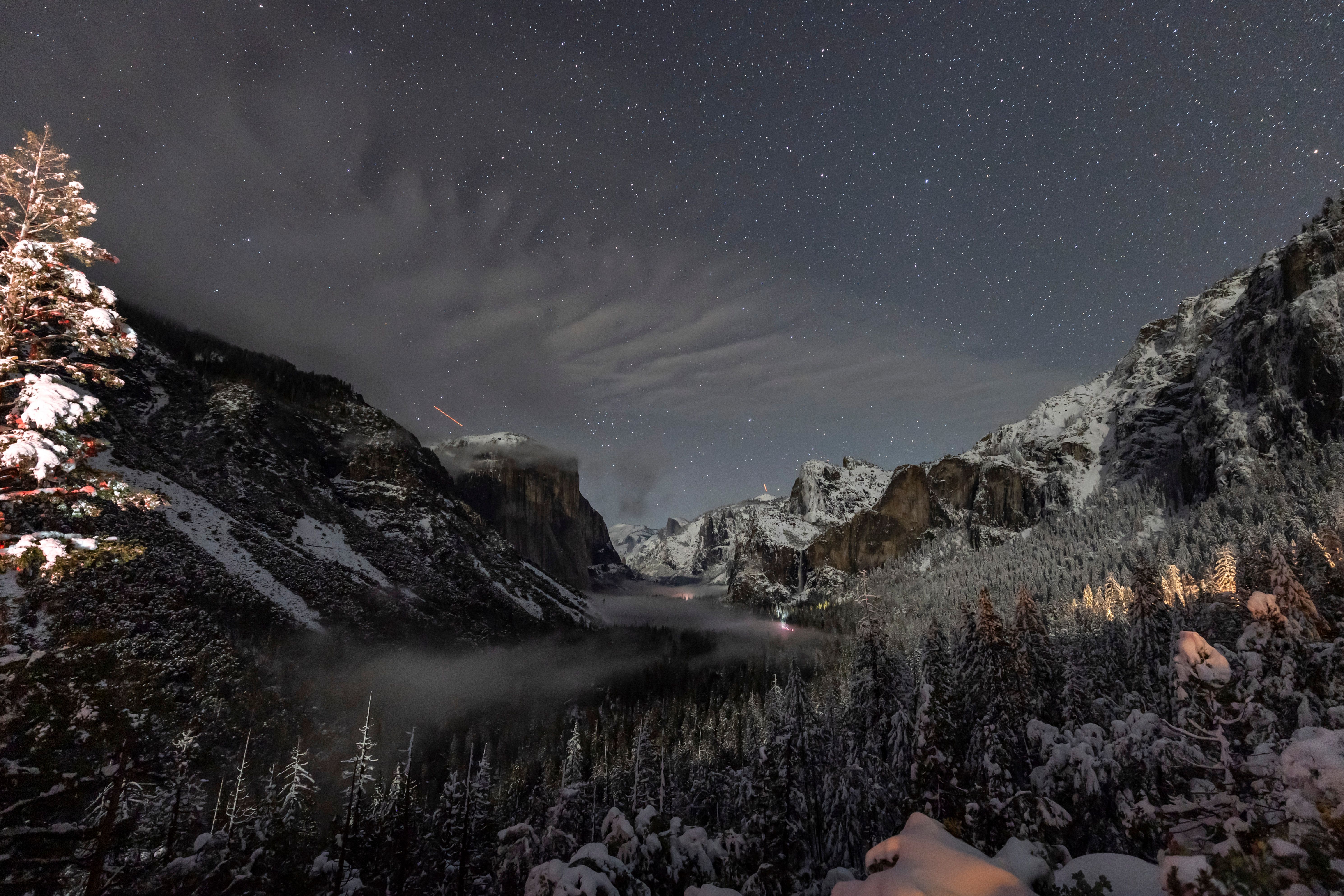 Starry Night Over Snowy Yosemite Valley · Free Stock Photo