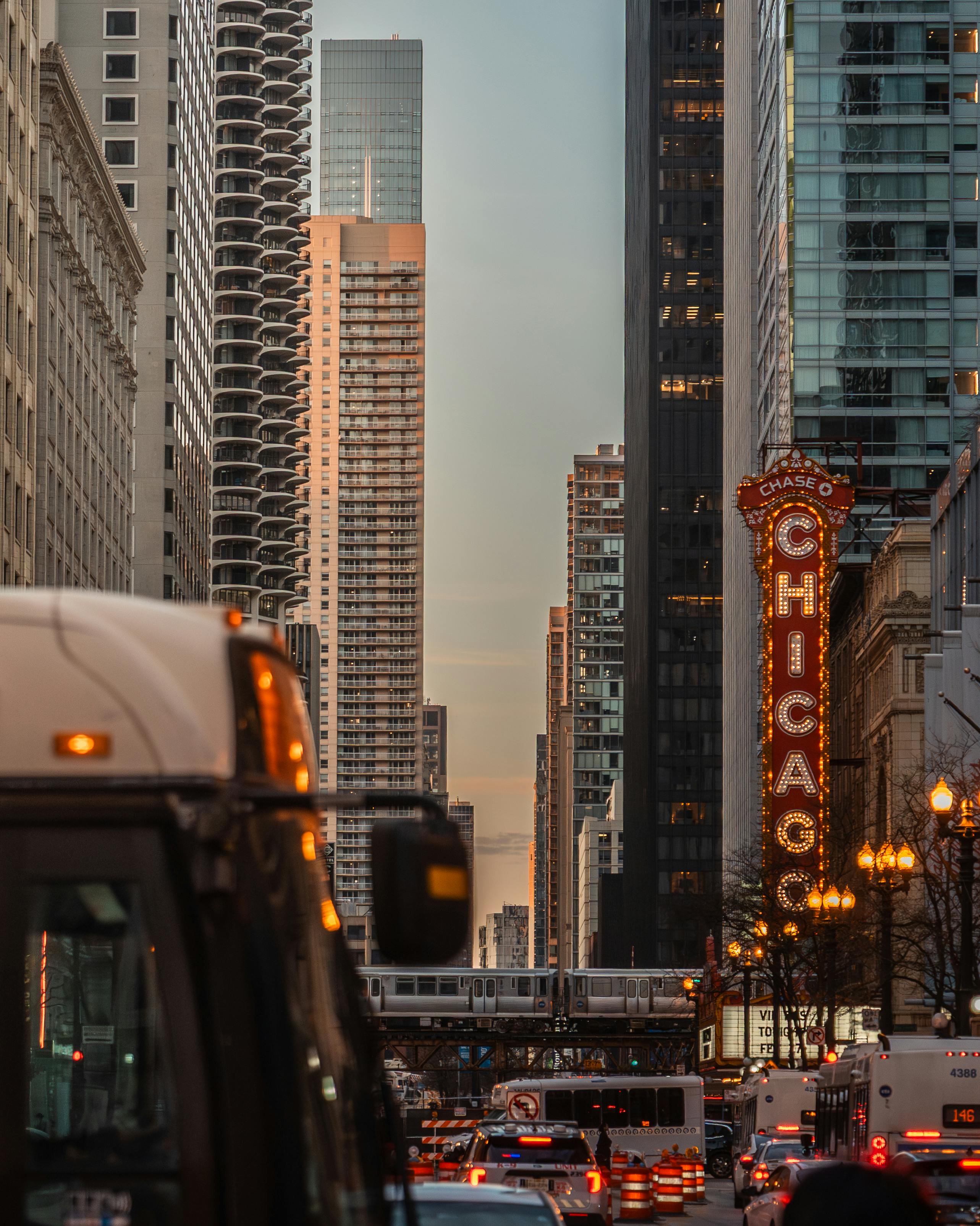 Gratis lagerfoto af aften, aften pendling, aften rush Lagerfoto