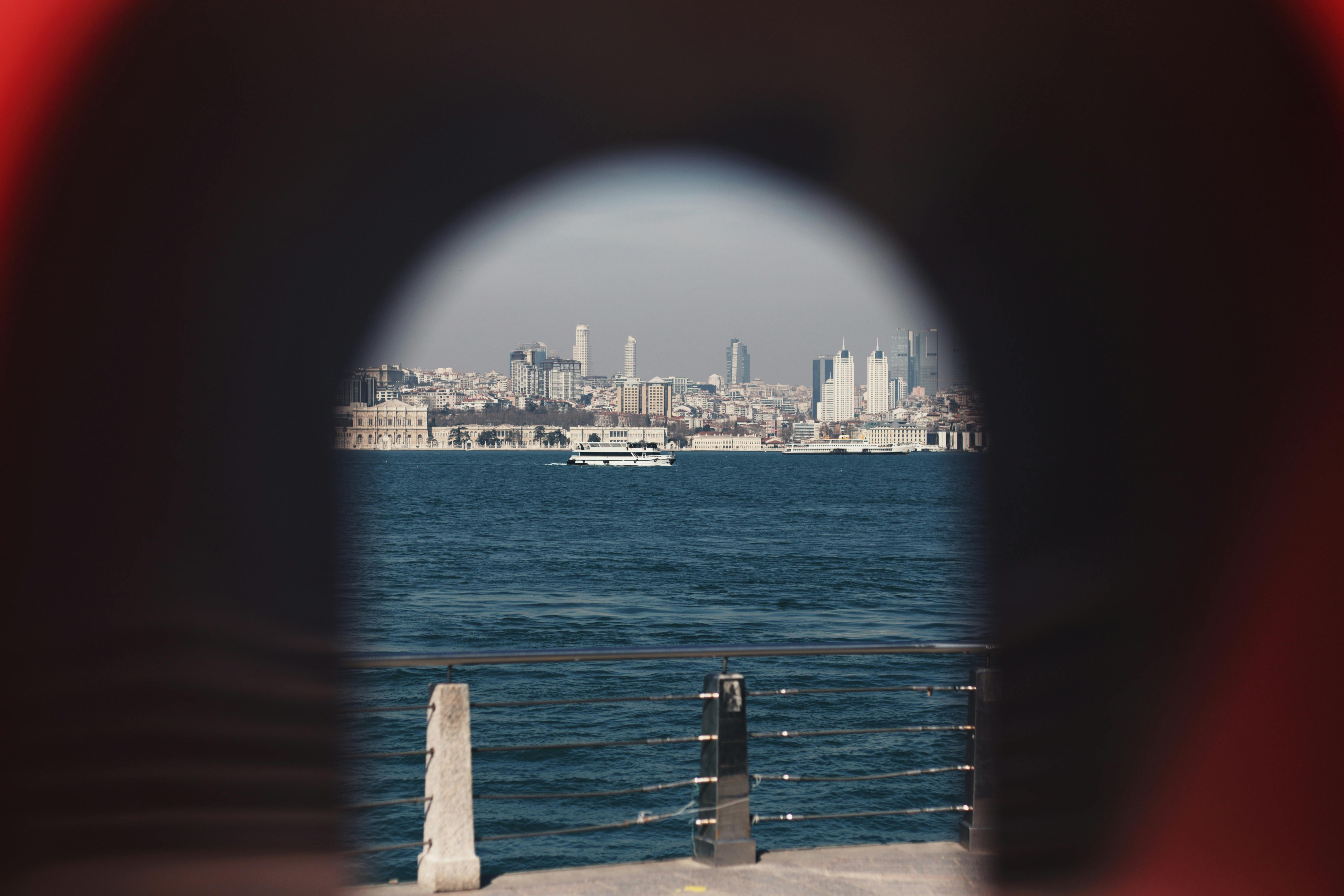 Free İstanbul manzarası dolmabahçe  Stock Photo