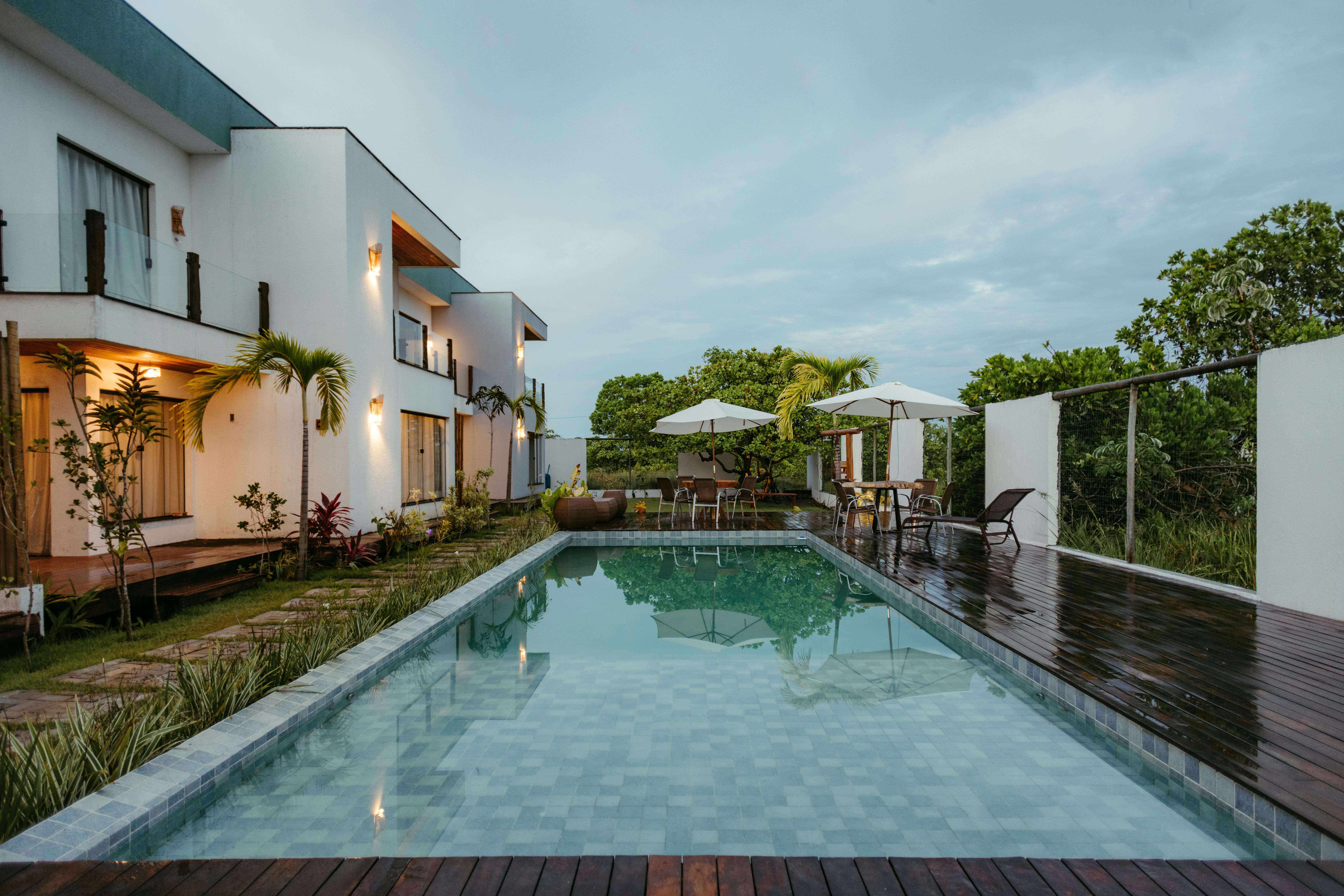 Real Estate and Hospitality Sectors Facing Commercial Insurance Contrasts — Photo by Jonathan Borba on Pexels