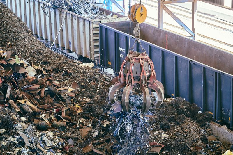 Retiro de chatarra en planta de reciclaje