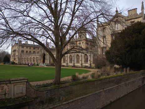 cambridge college courtyards