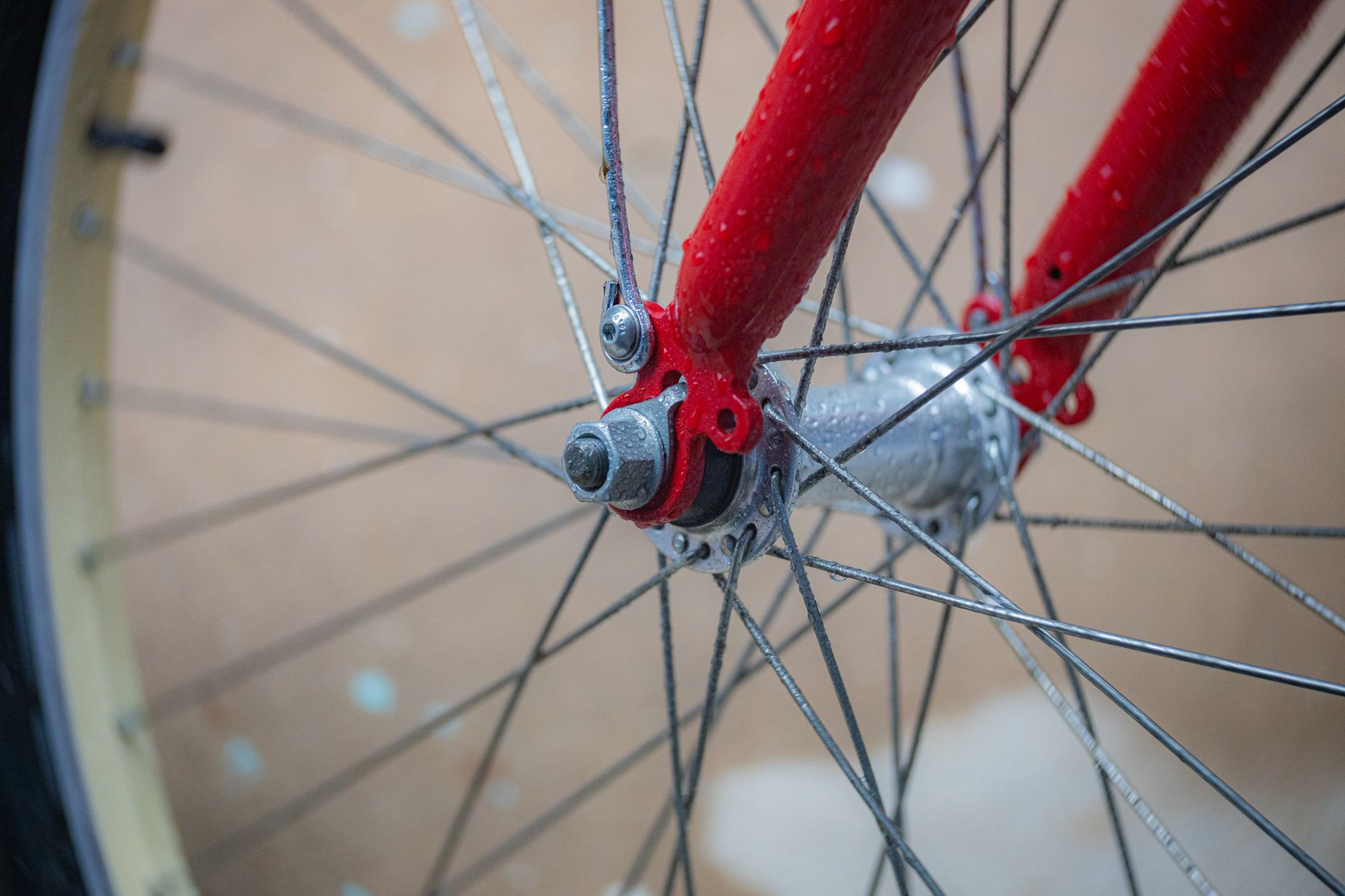 Centratura della ruota e correzione del velo: guida completa