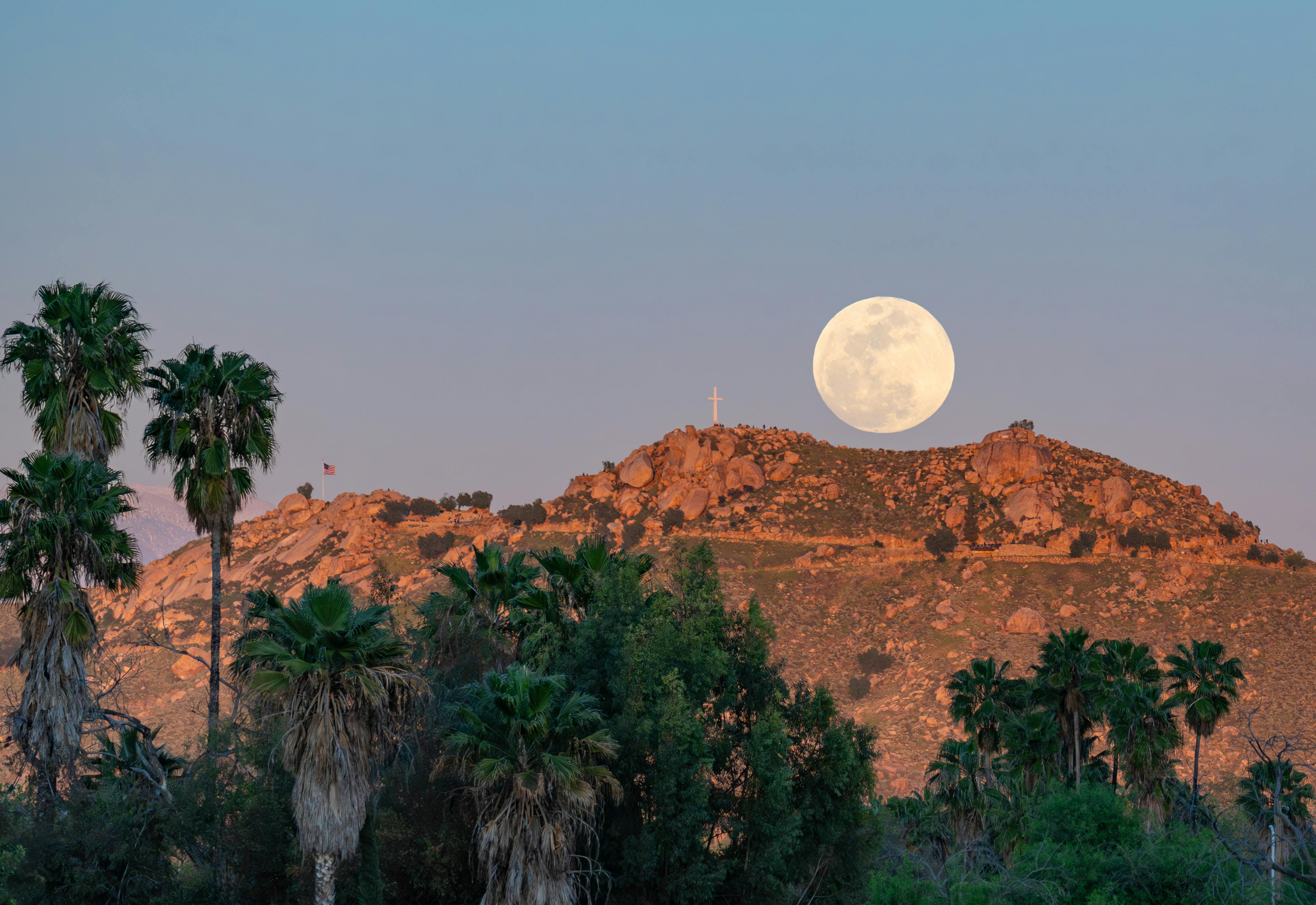 Experts find Kern County residents could pay hundreds more annually in home insurance premiums due to climate change — Photo 