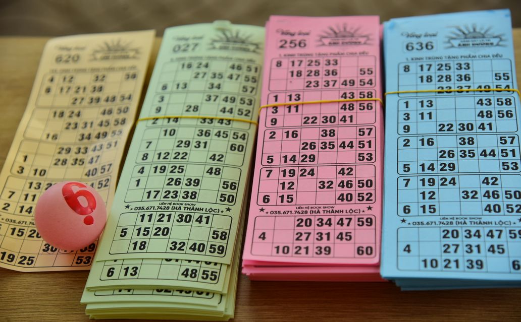 Online Casino: Spielautomaten und Live-Spiele im Überblick