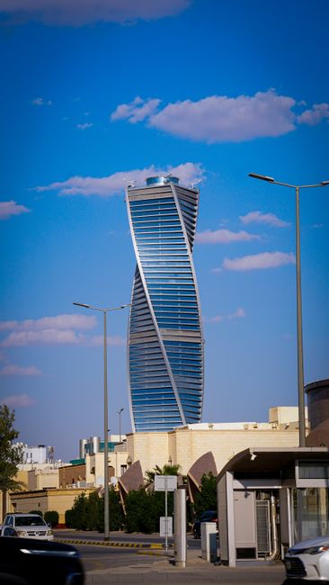 الدبلوماسية السعودية الجديدة