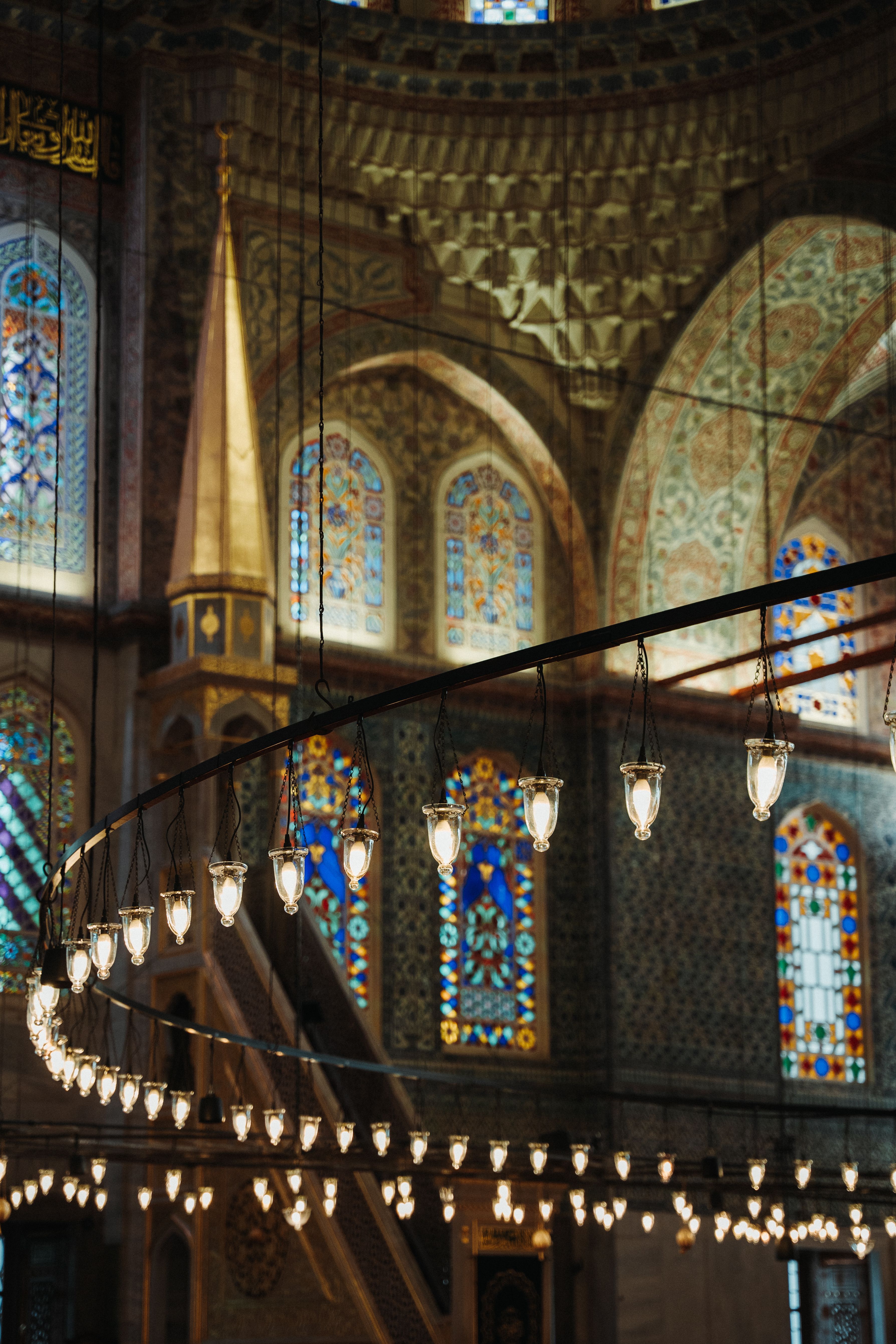 Intricate Interior of Mosque in İstanbul · Free Stock Photo