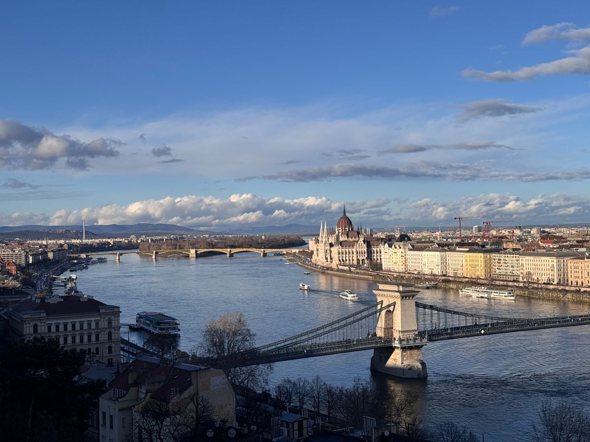 Budapest — Thermal baths and Danube views (7)