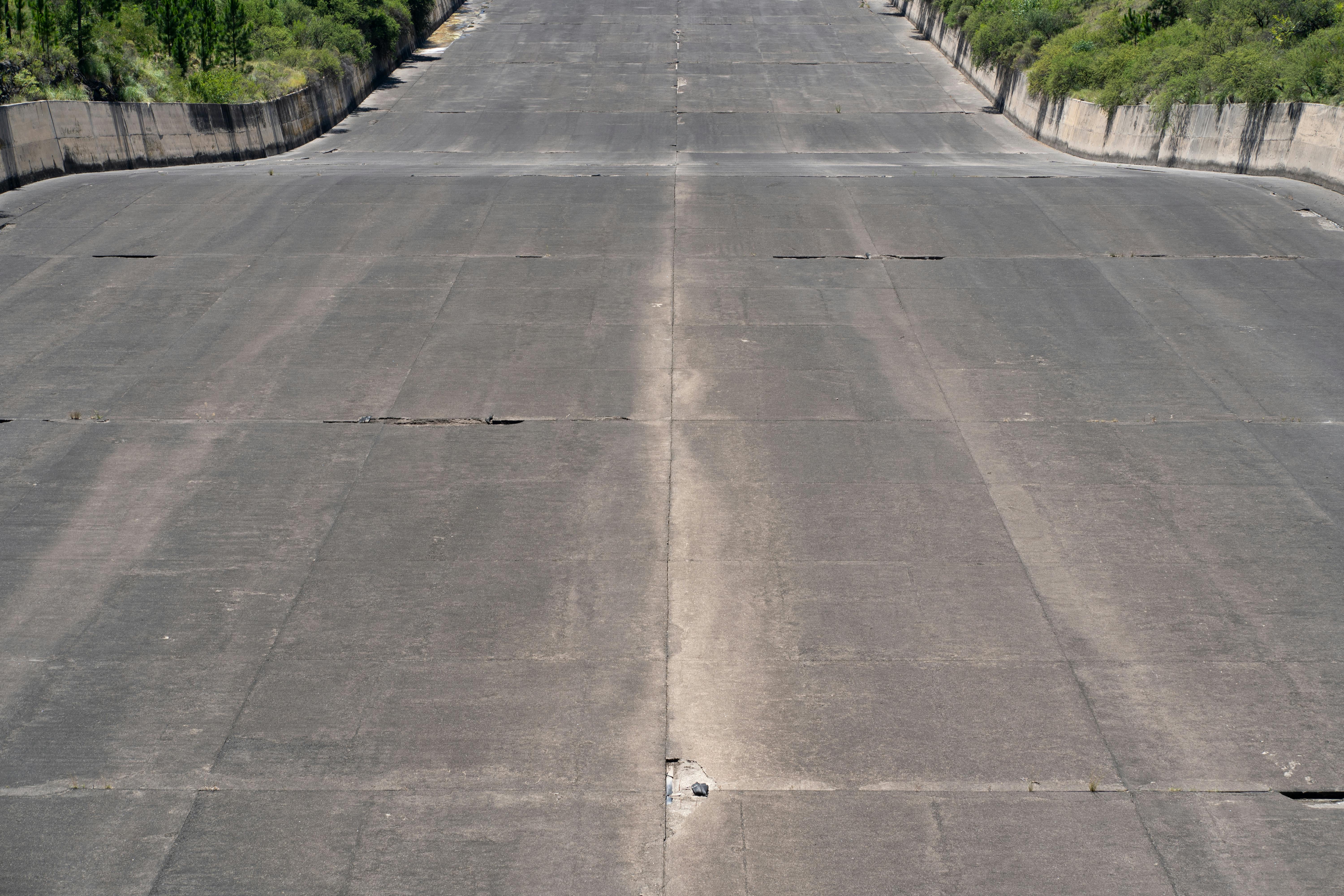 DARK DAYS: R35m streetlight scandal: Calls grow for