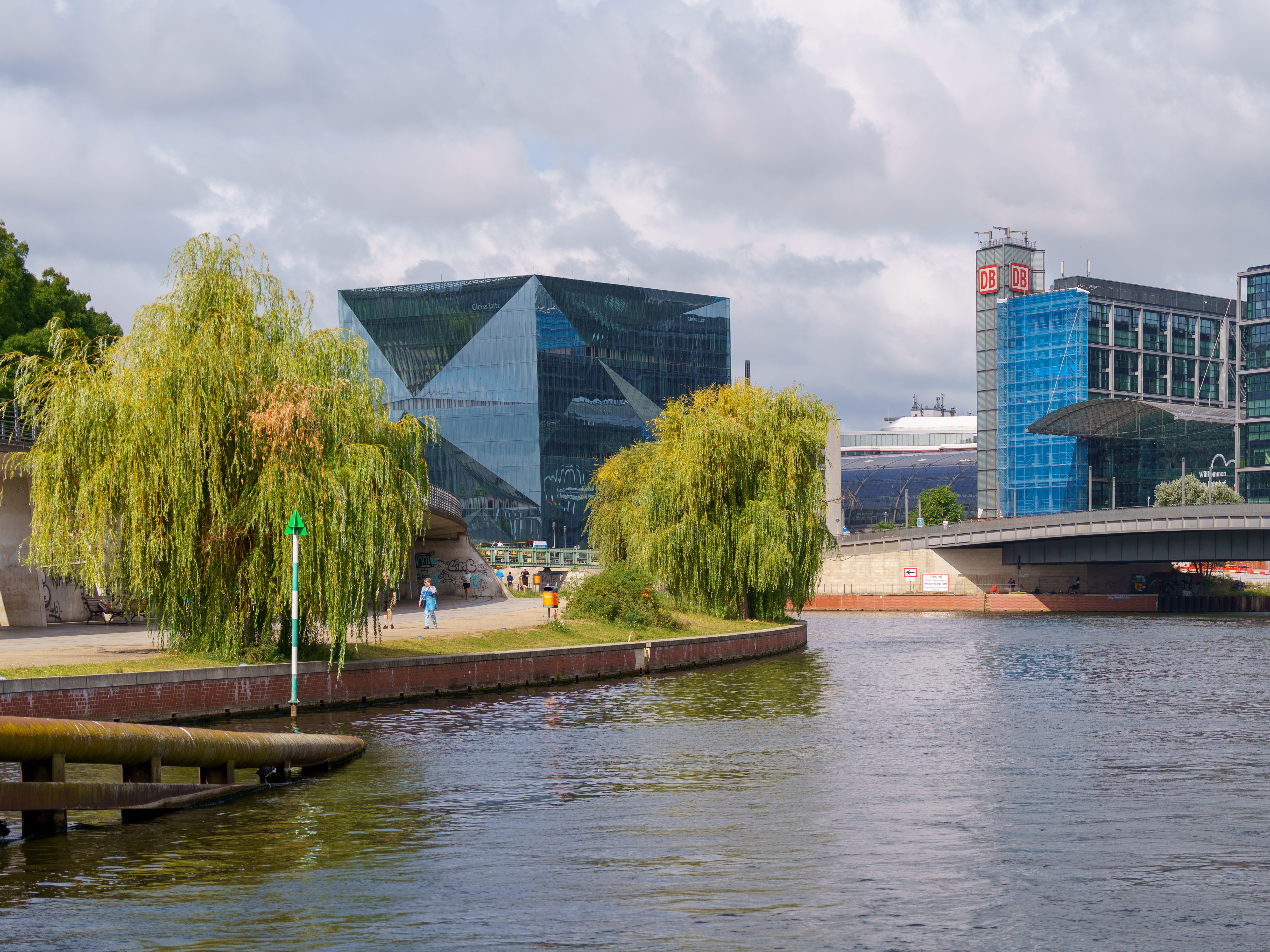 Modern Architecture along Urban Riverside · Free Stock Photo