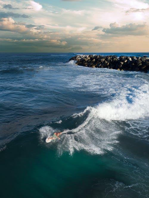 Ocean Waves Crashing on Rocks