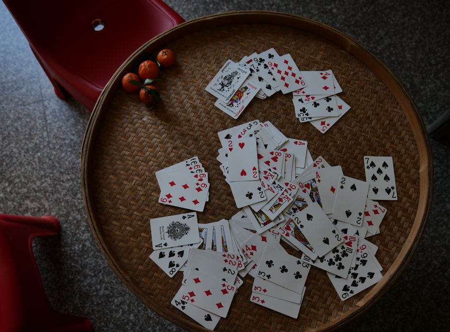 Online Casino: Spielautomaten und Live-Spiele im Überblick