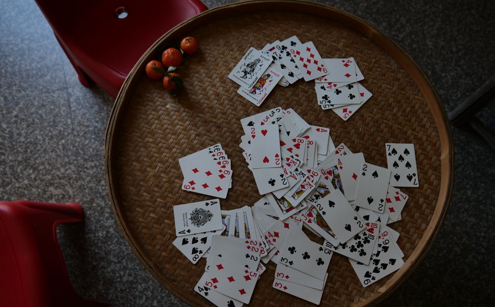 Online Casino: Spielautomaten und Live-Spiele im Überblick